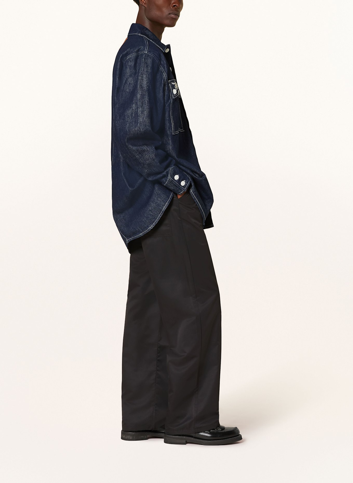 rough. Hose Regular Fit: SCHWARZ