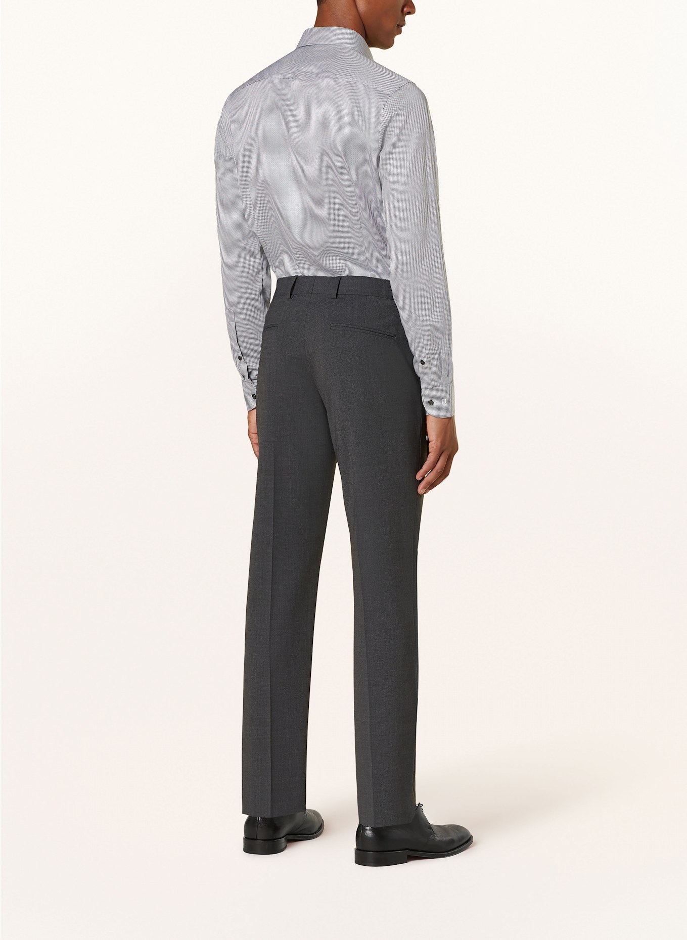 OLYMP Koszula Level 5 body fit: CZARNY / BIAŁY