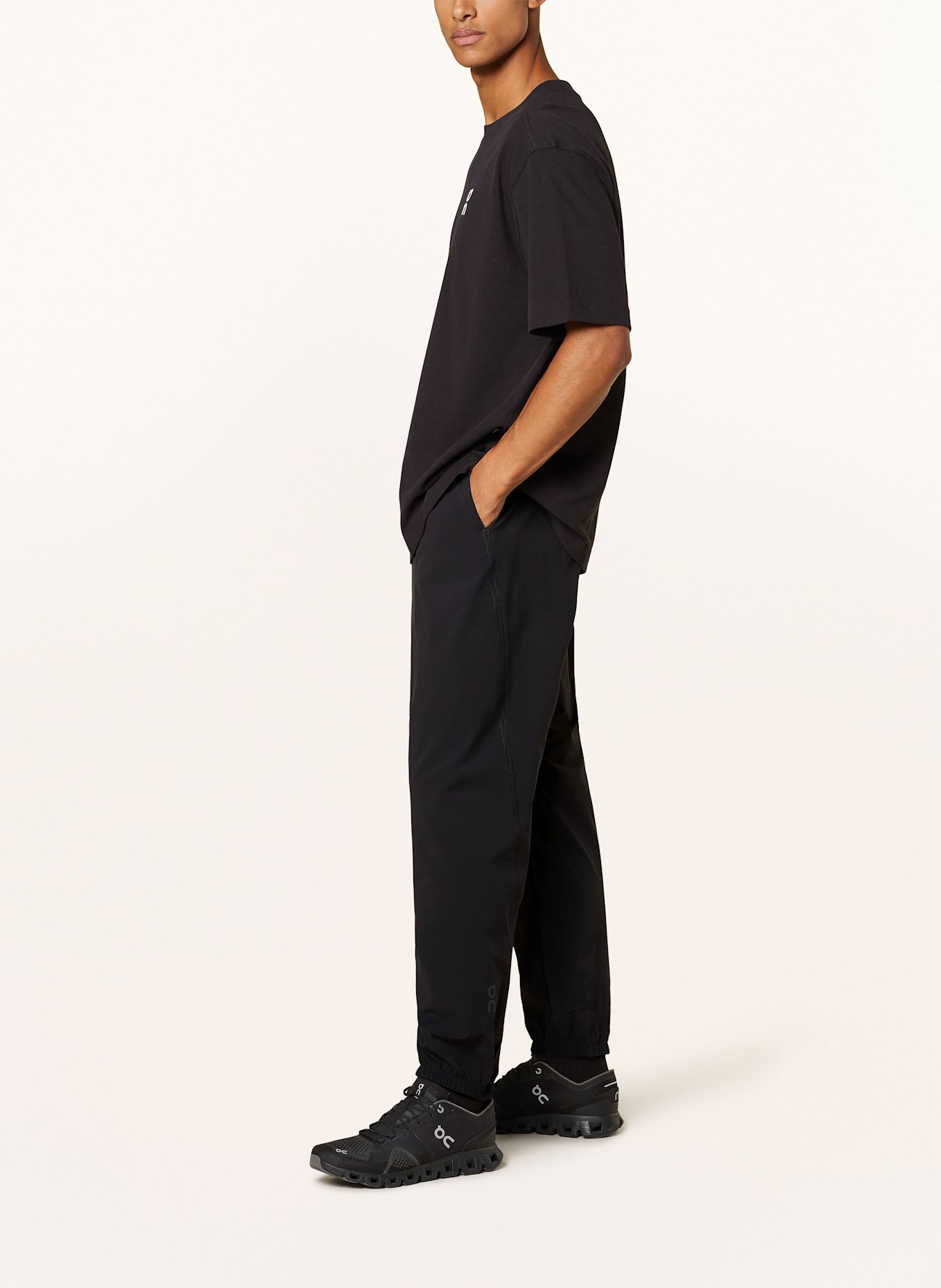 On FOCUS PANTS ブラック Women's Focus Pants | Black | On United States