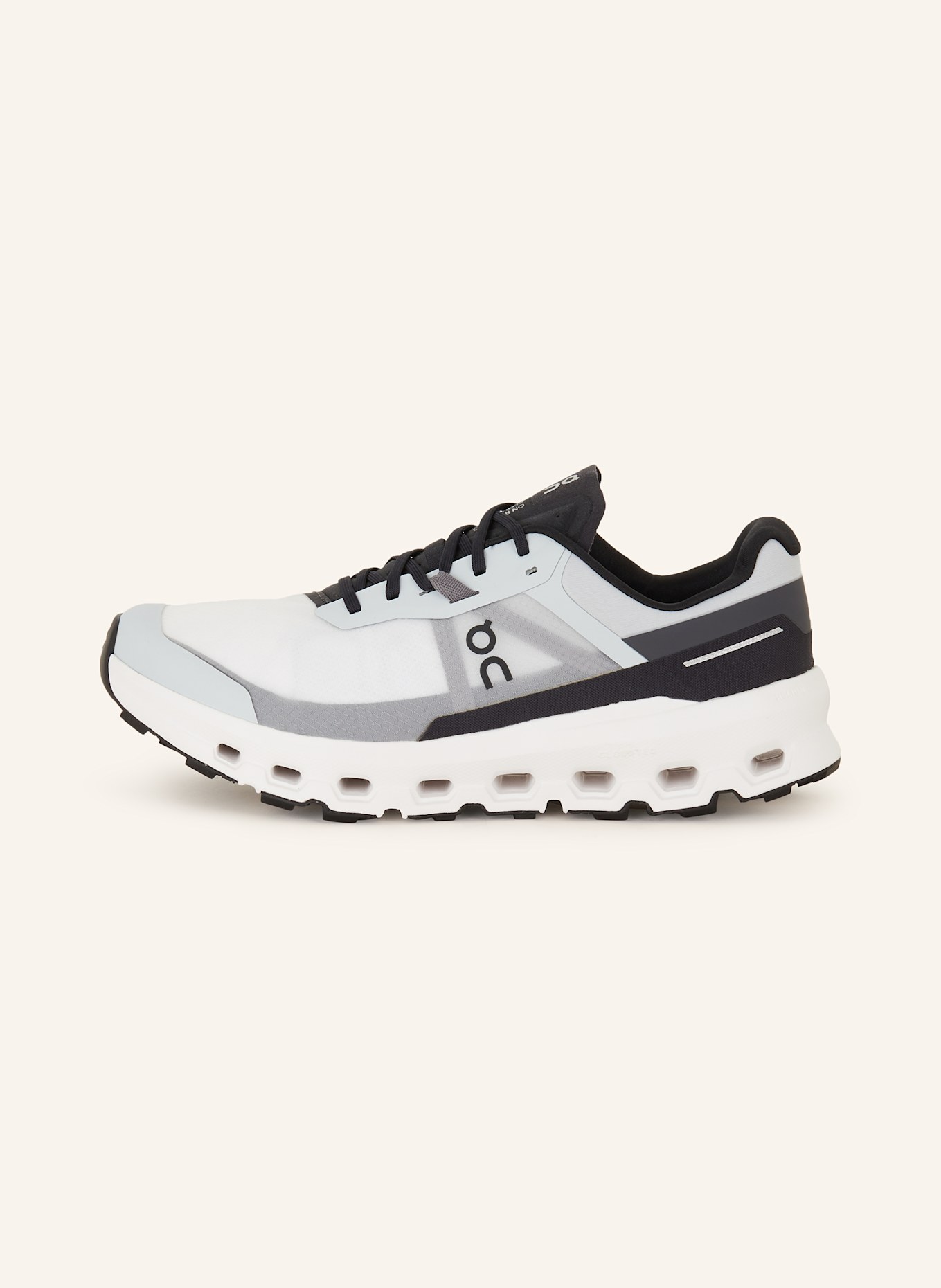 On CLOUDVISTA 2 trail running shoes, Color: WHITE/ BLACK/ BLUE GRAY (Image 4)