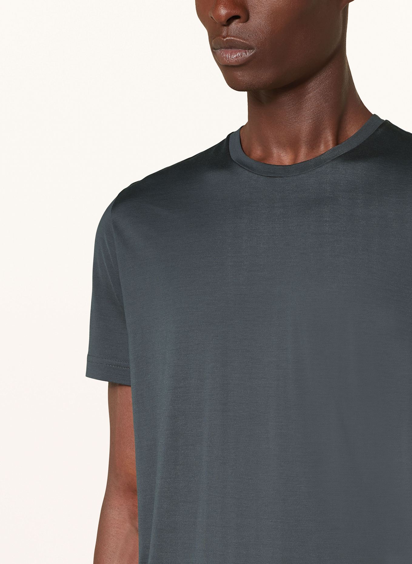 Stefan Brandt T-shirt made of silk, Color: DARK GRAY (Image 4)