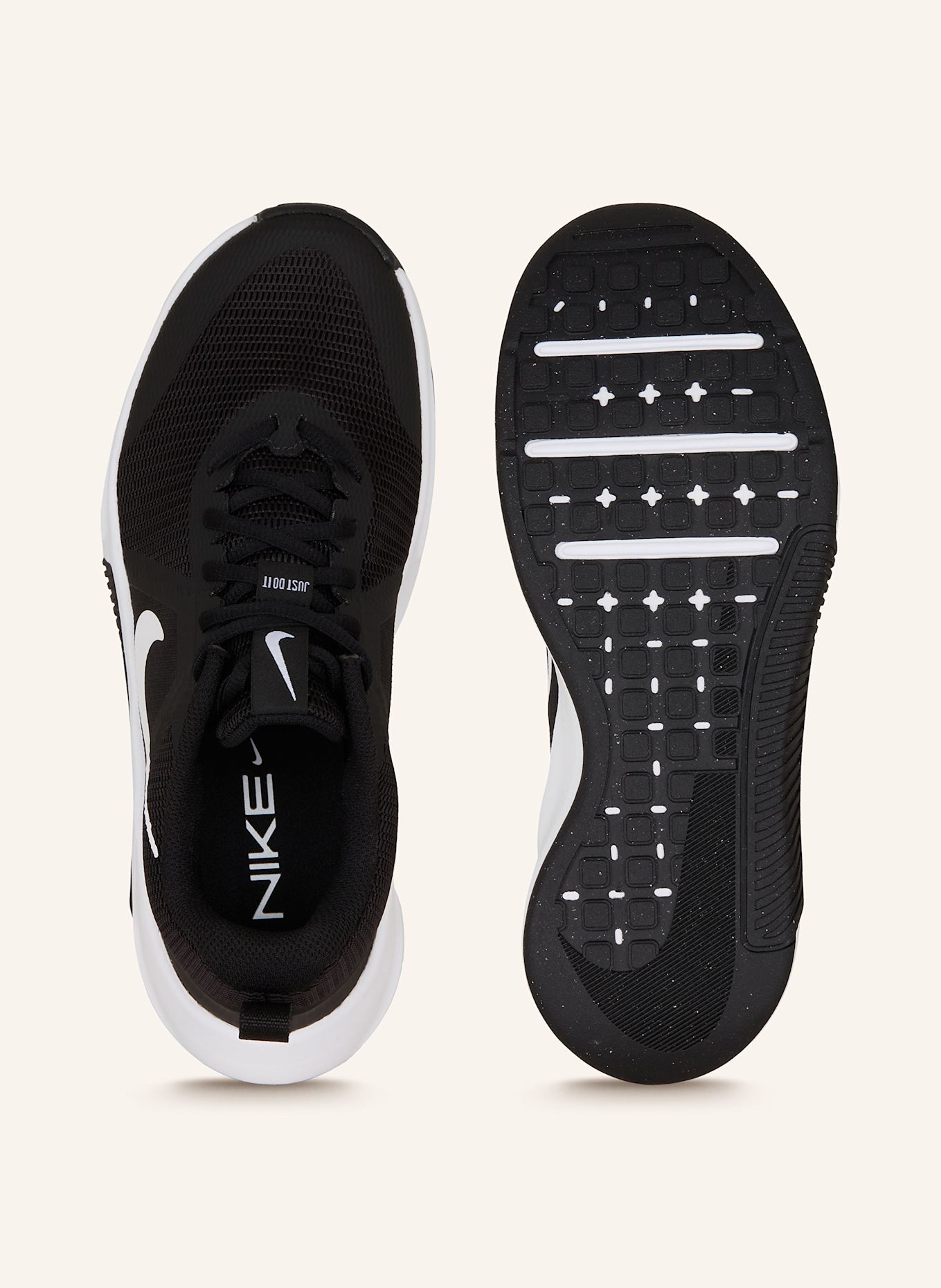 Nike MC TRAINER 3 fitness shoes