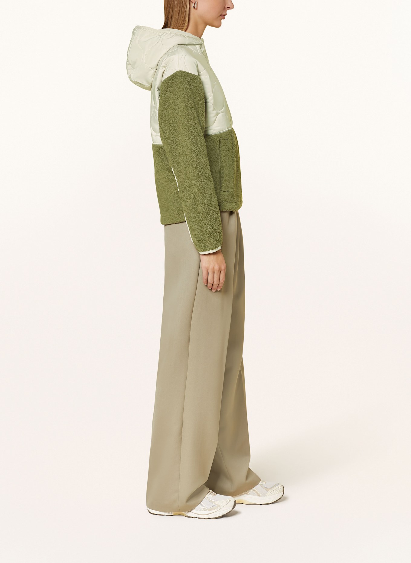 Columbia CLOUD POINT™ fleece troyer in a mix of materials, Color: CREAM/ OLIVE (Image 4)
