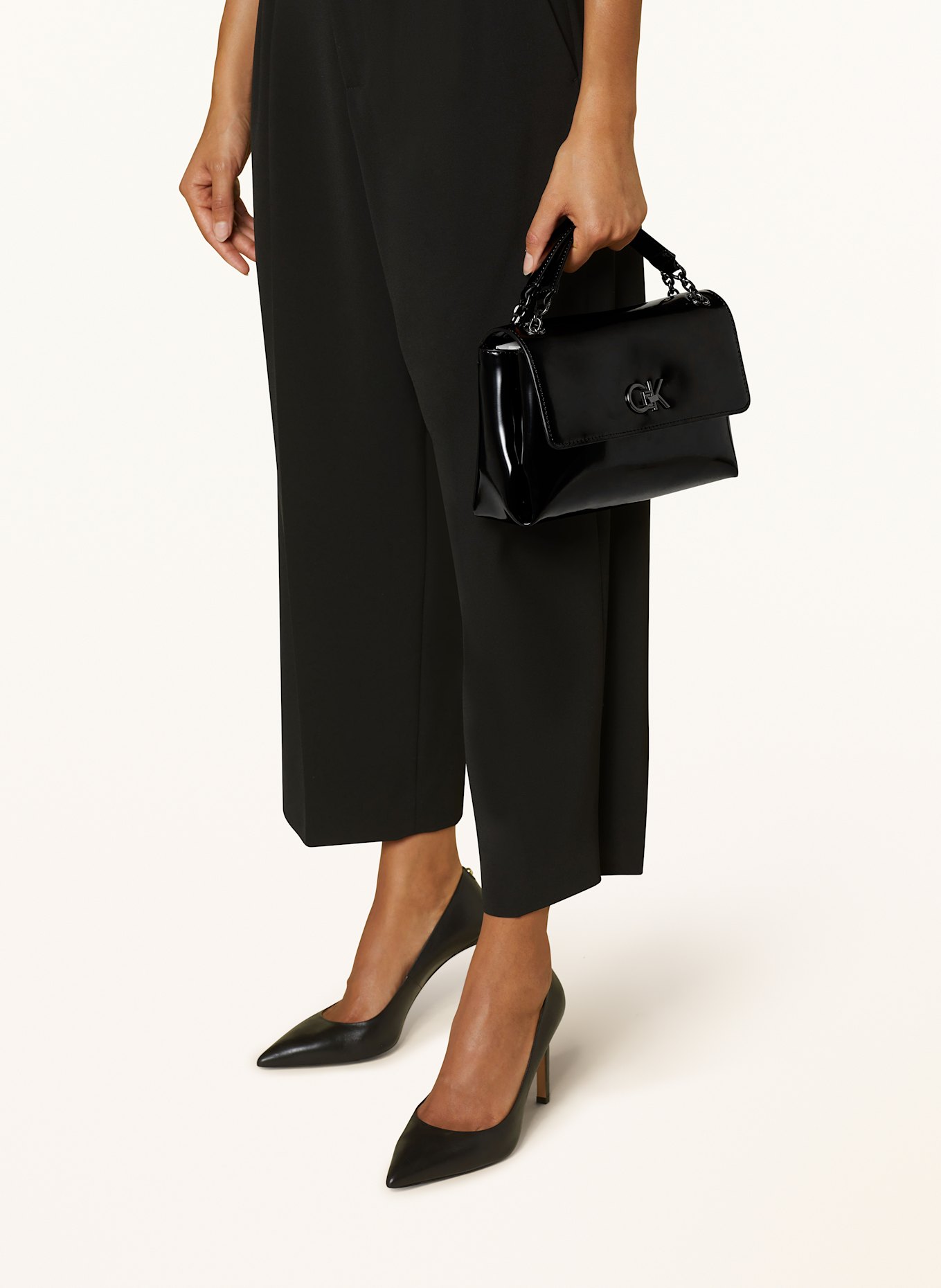 Calvin Klein Umhängetasche RE-LOCK in schwarz