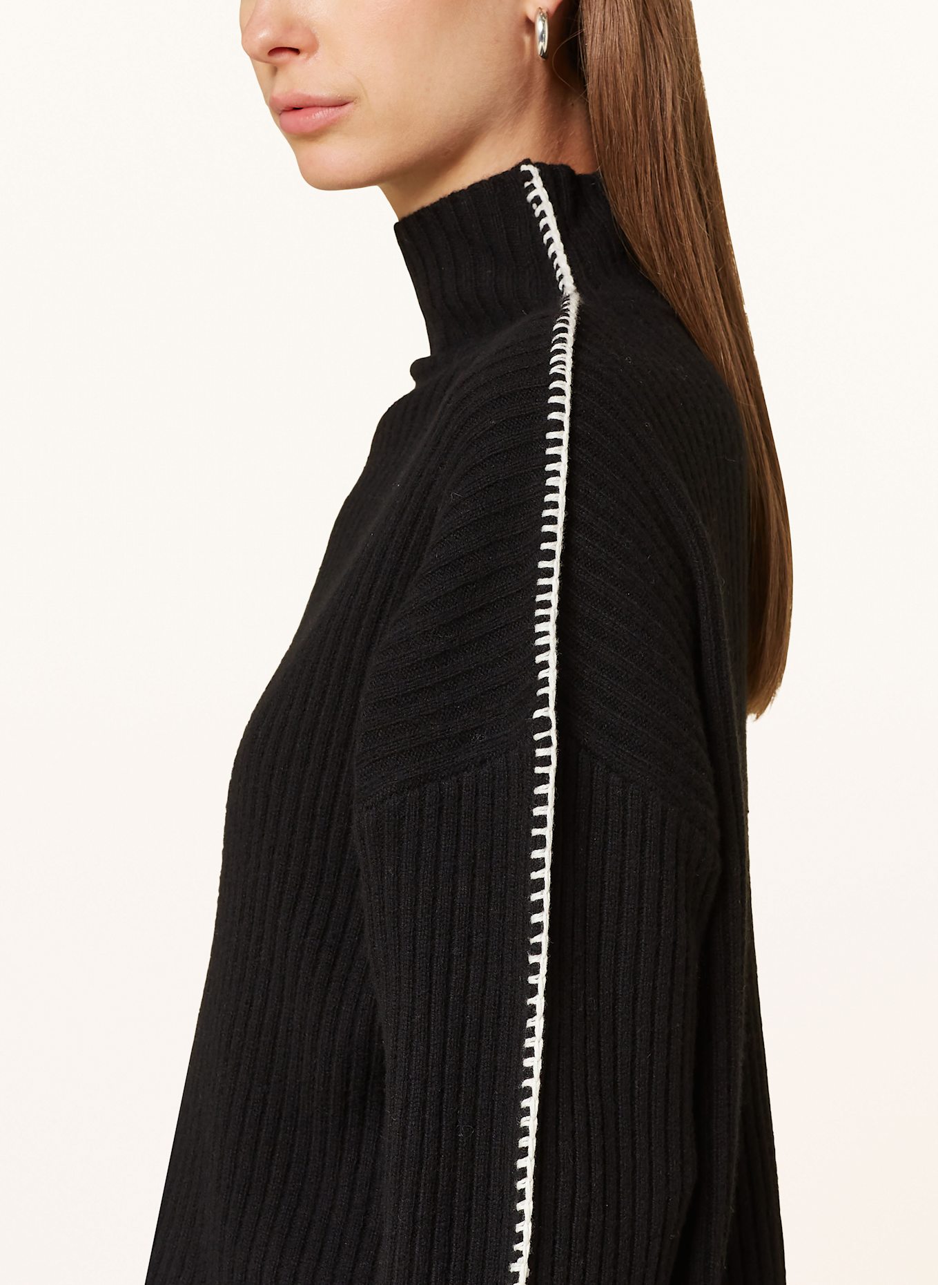 FRIEDA & FREDDIES Sweater: BLACK