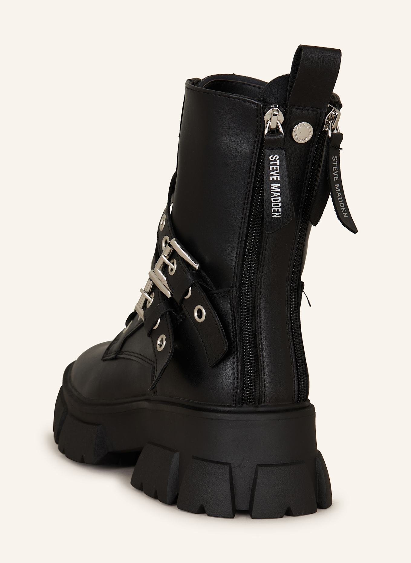 STEVE MADDEN Lace up boots in black