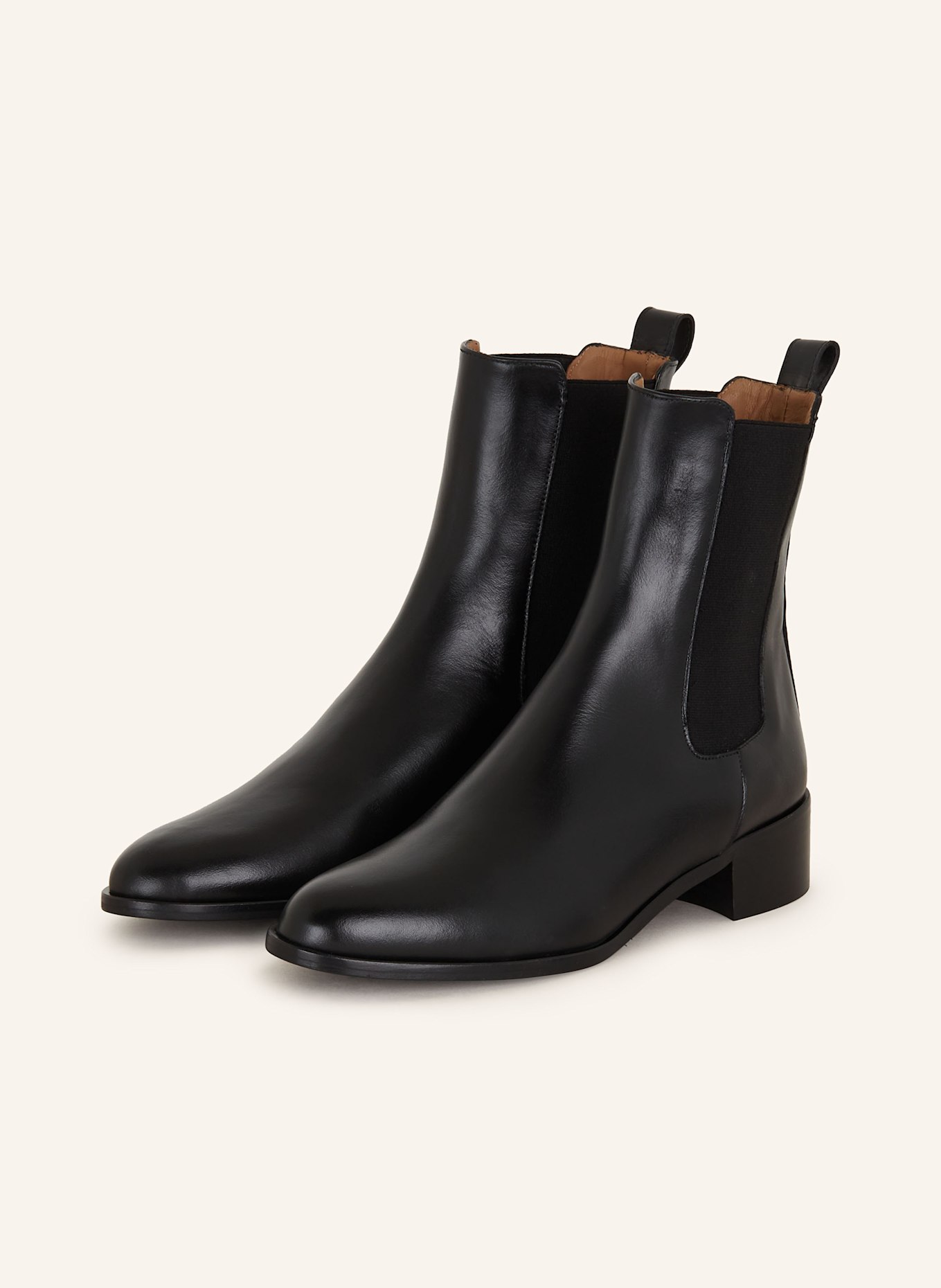 Black flat chelsea boots cheap