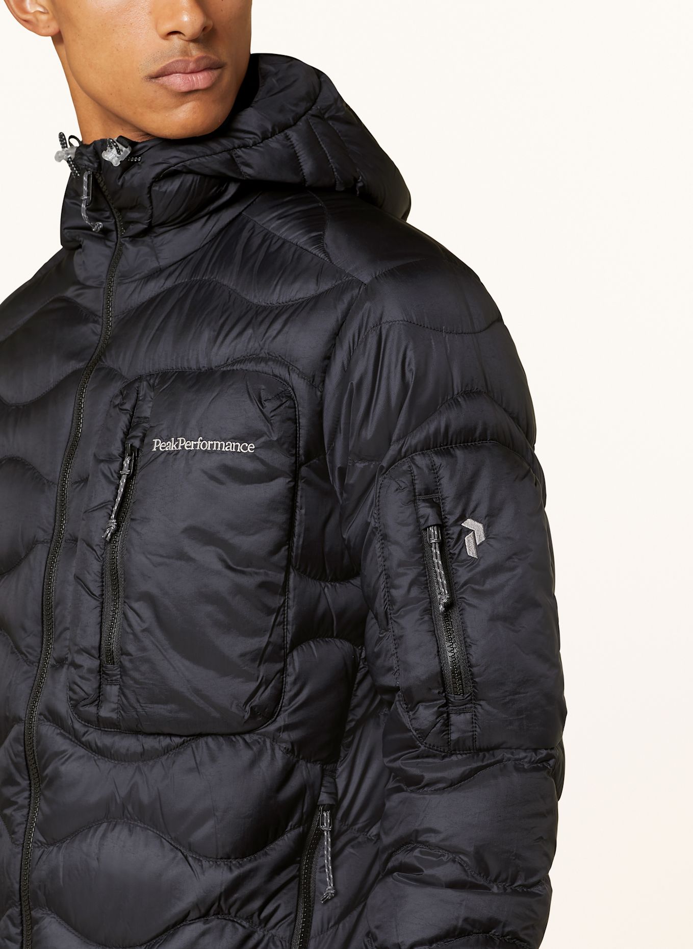 Peak Performance Lightweight-Daunenjacke HELIUM UTILITY: SCHWARZ