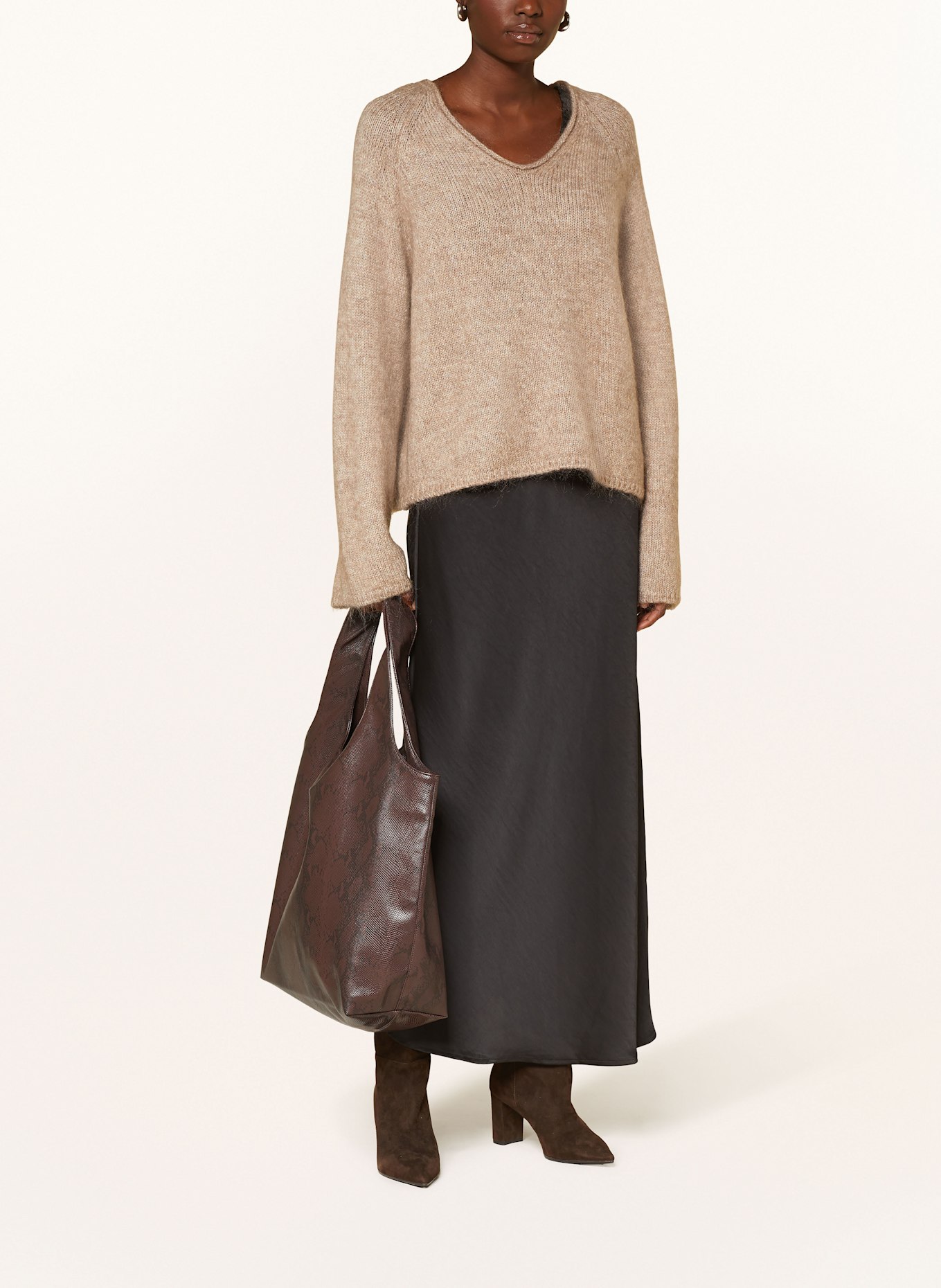 MRS & HUGS Sweter: SZAROBRĄZOWY