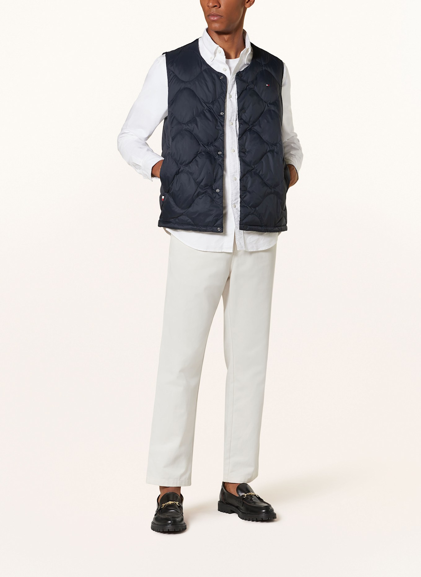 TOMMY HILFIGER Daunenweste: DUNKELBLAU