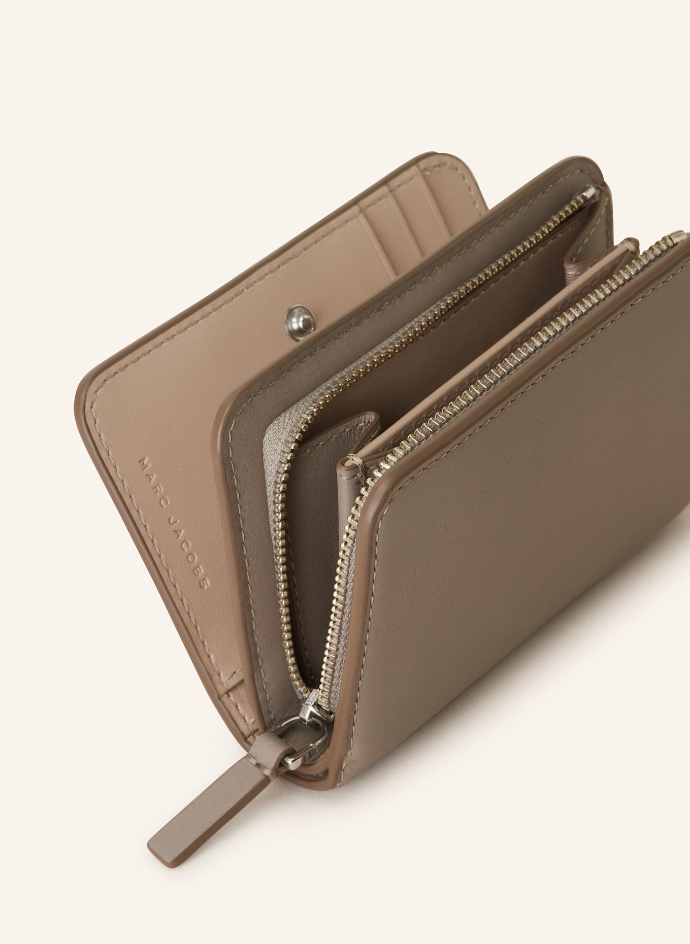 MARC JACOBS Wallet THE MINI COMPACT WALLET in taupe