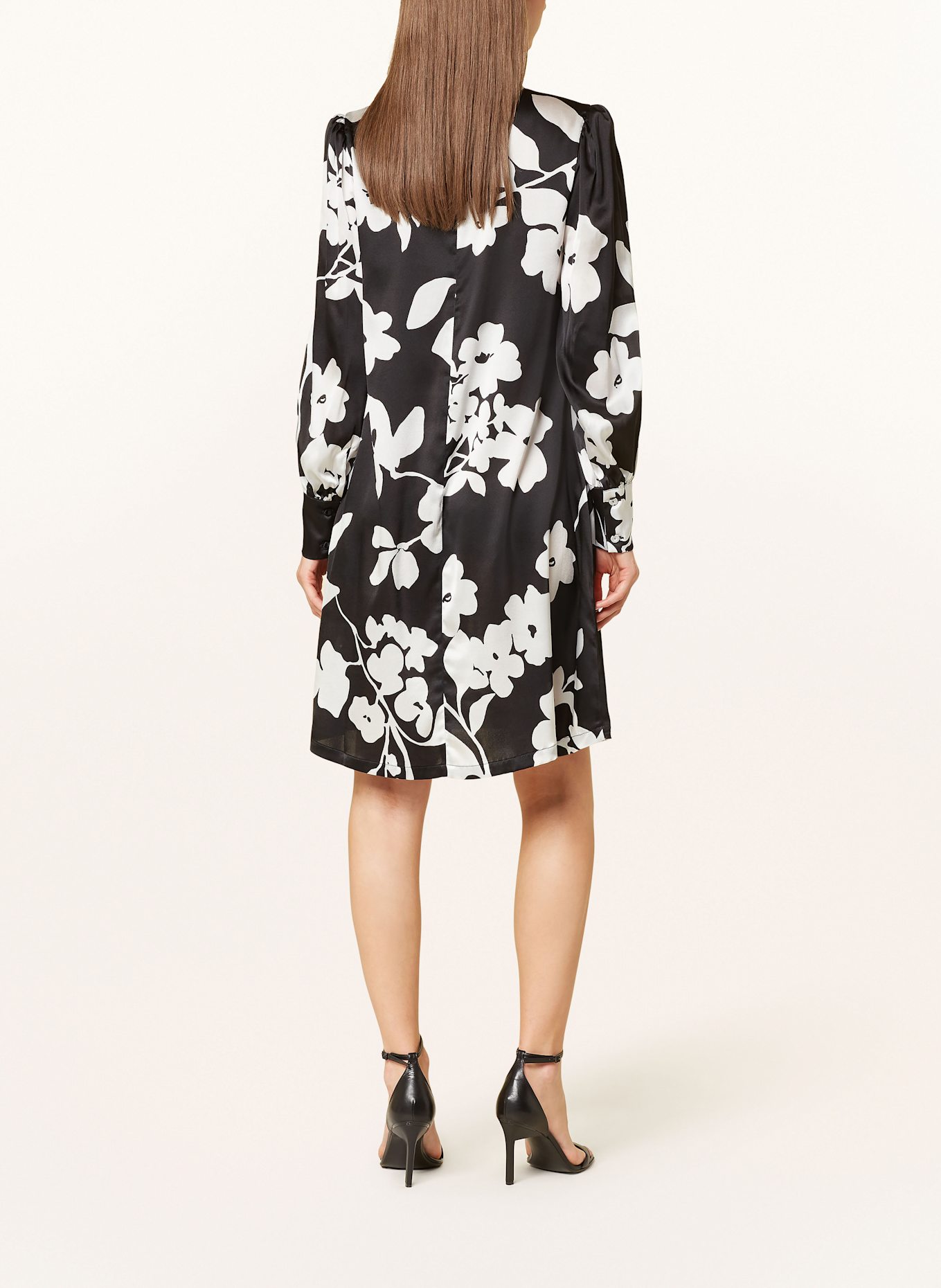 ANNA's Seidenkleid: SCHWARZ / WEISS
