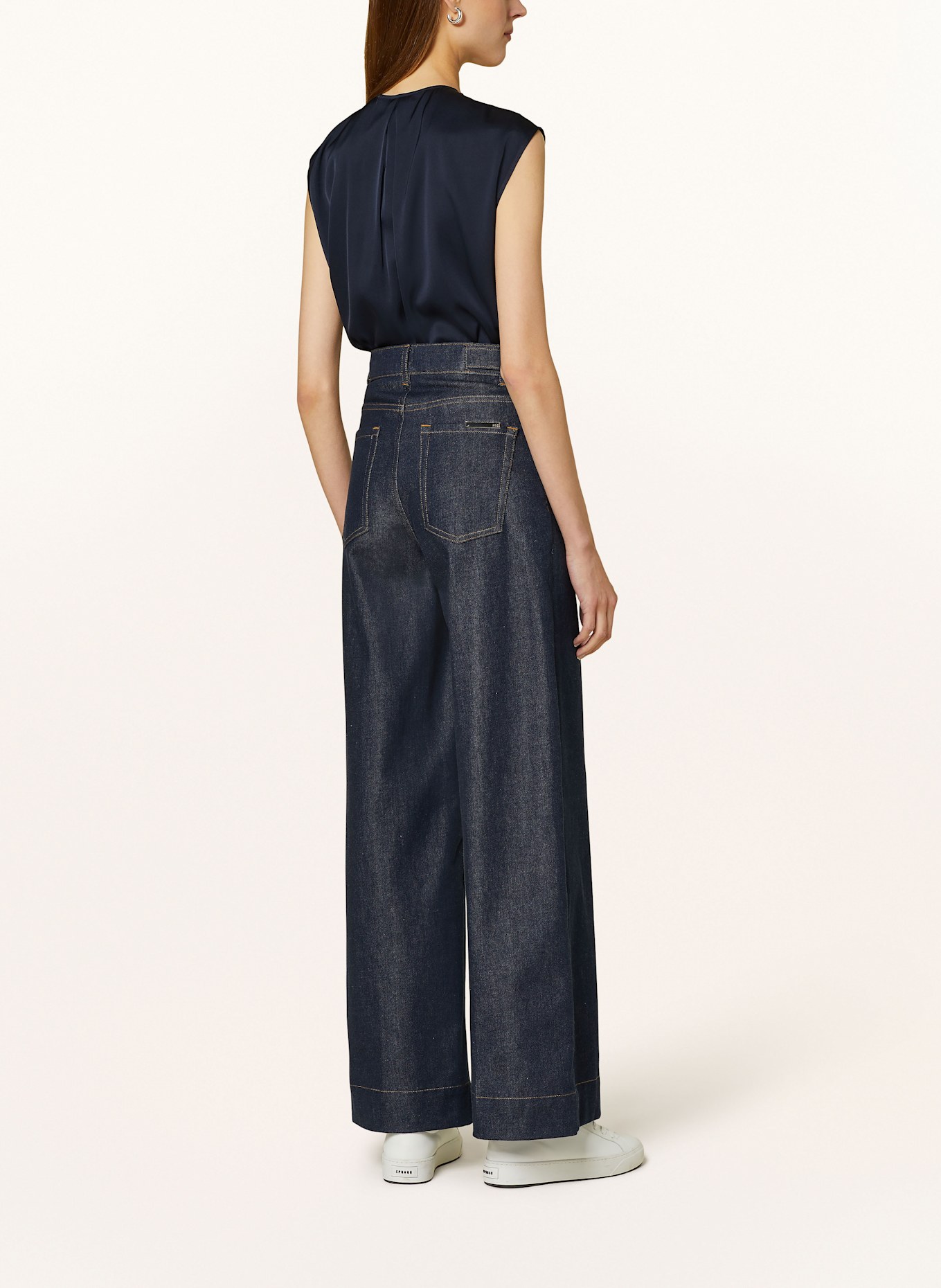 BOSS Blusentop BIELLI aus Satin: DUNKELBLAU