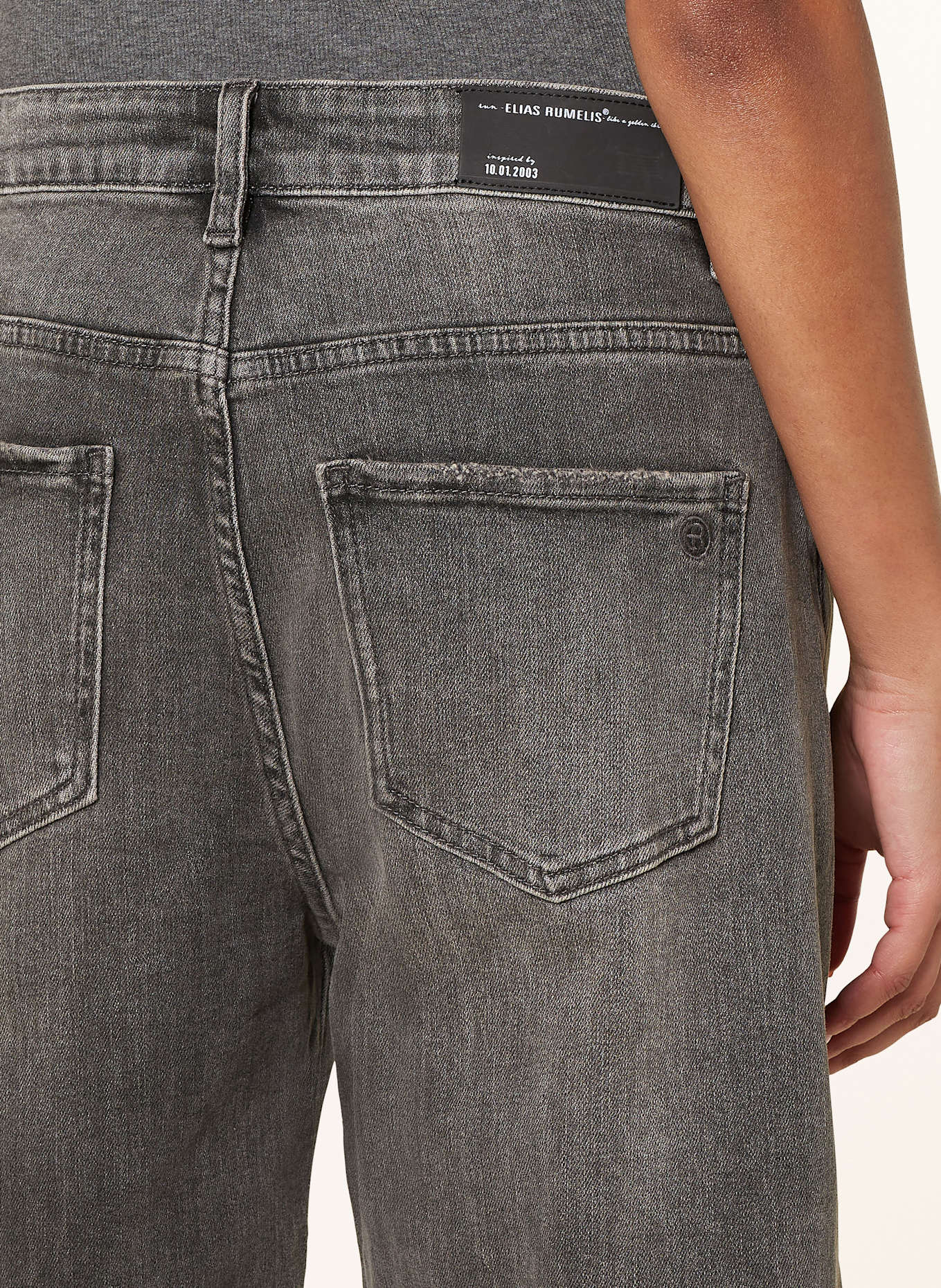 ELIAS RUMELIS Barrel Jeans YOANA: 1053 tech grey