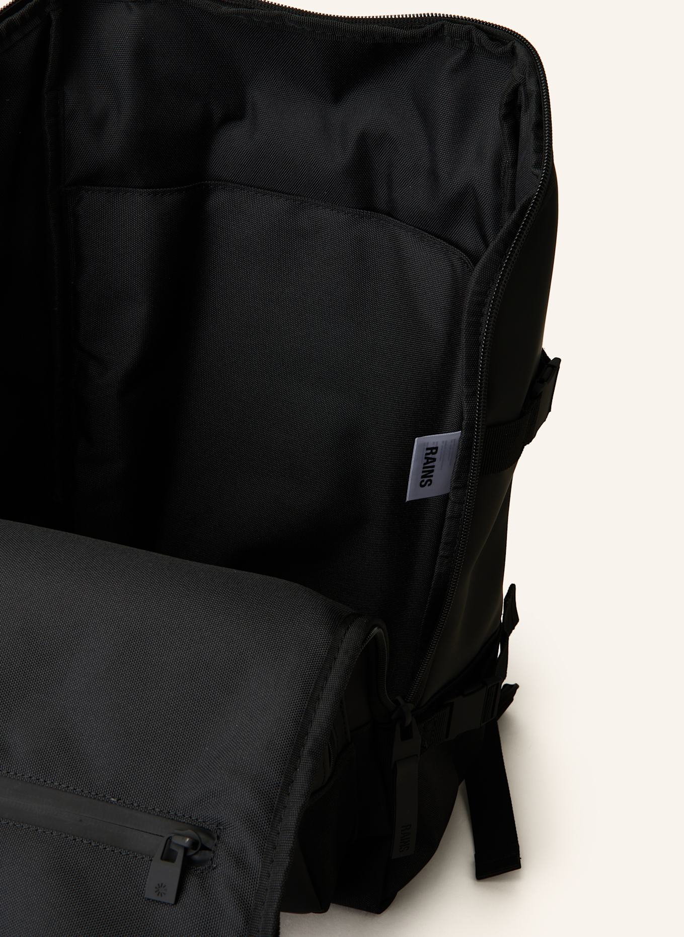 RAINS TRAIL CARGO 14 l fanning backpack with laptop compartment: BLACK
