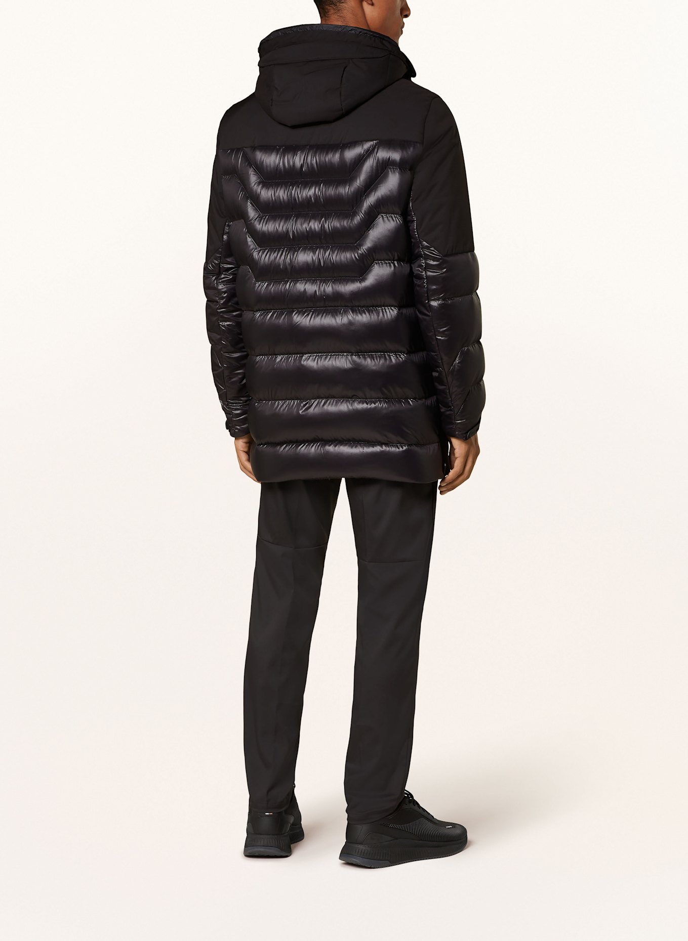 BOSS Lightweight-Daunenjacke EAMS mit abnehmbarer Kapuze: SCHWARZ