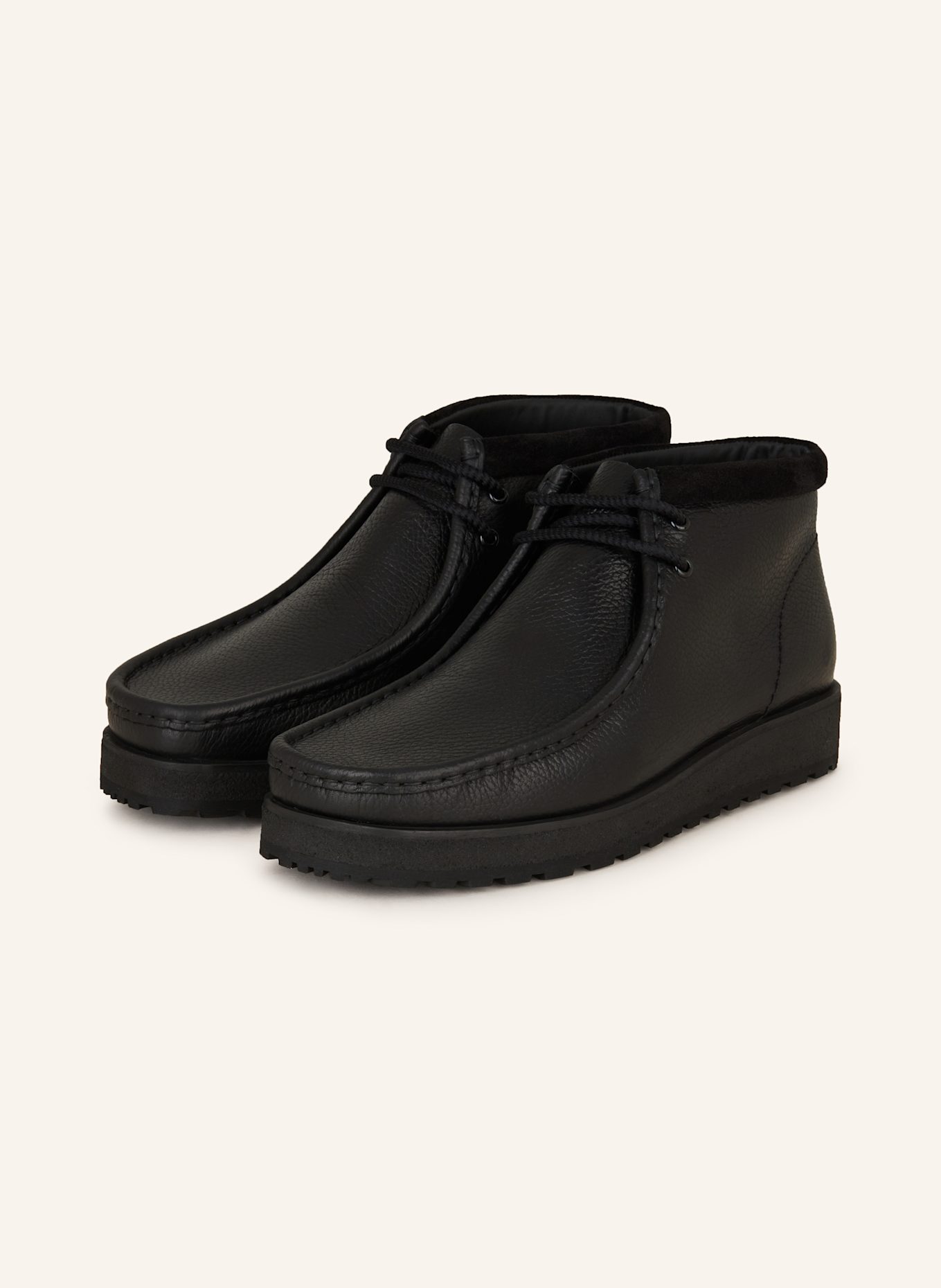 Wallabee desert boots top