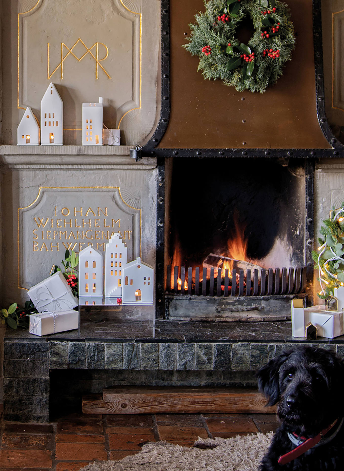RÄDER Dekofigur LICHTHAUS GROSSE FENSTER LARGE mit Teelichthalter: WEISS