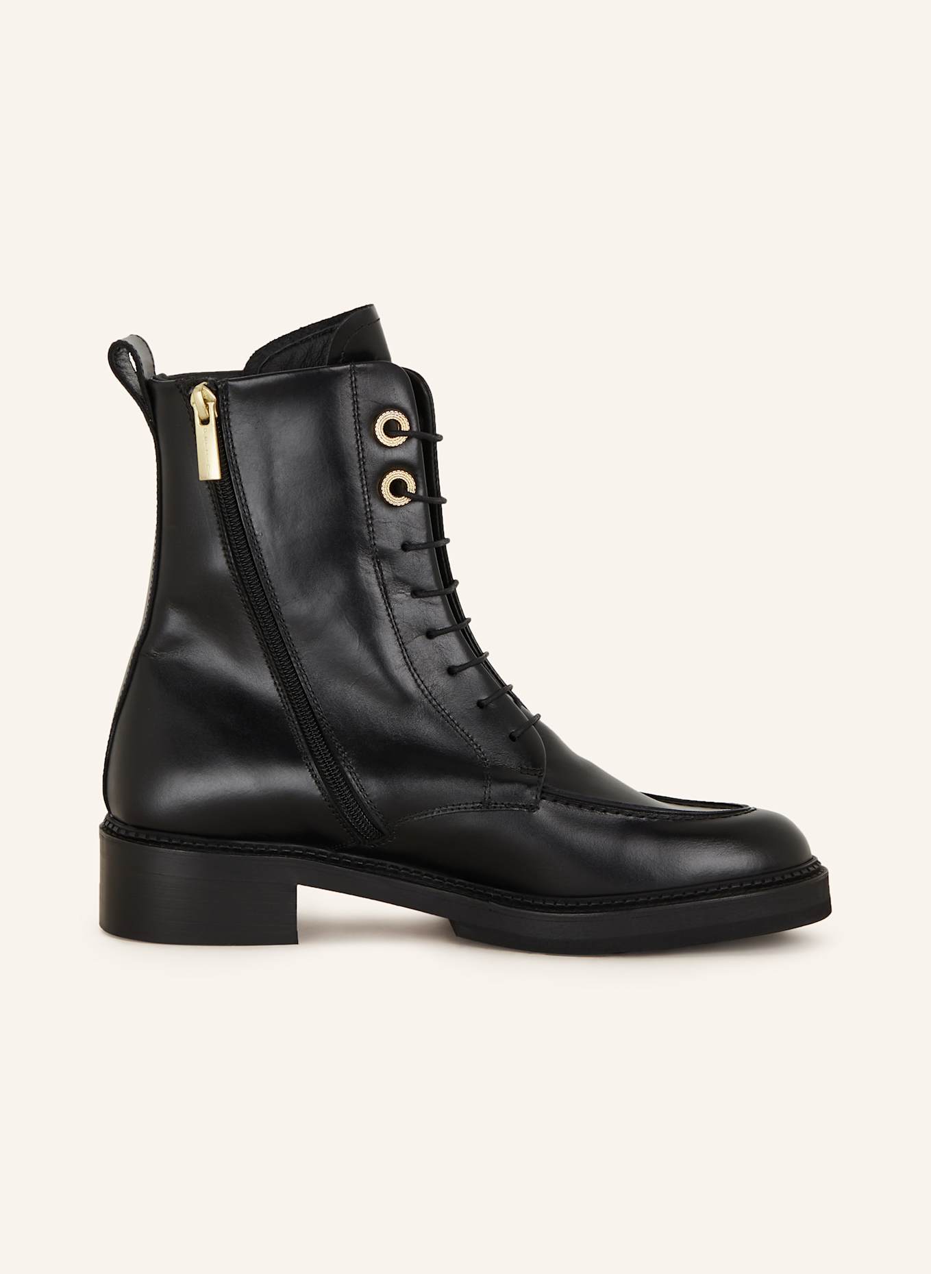 Pertini Lace-up boots: BLACK