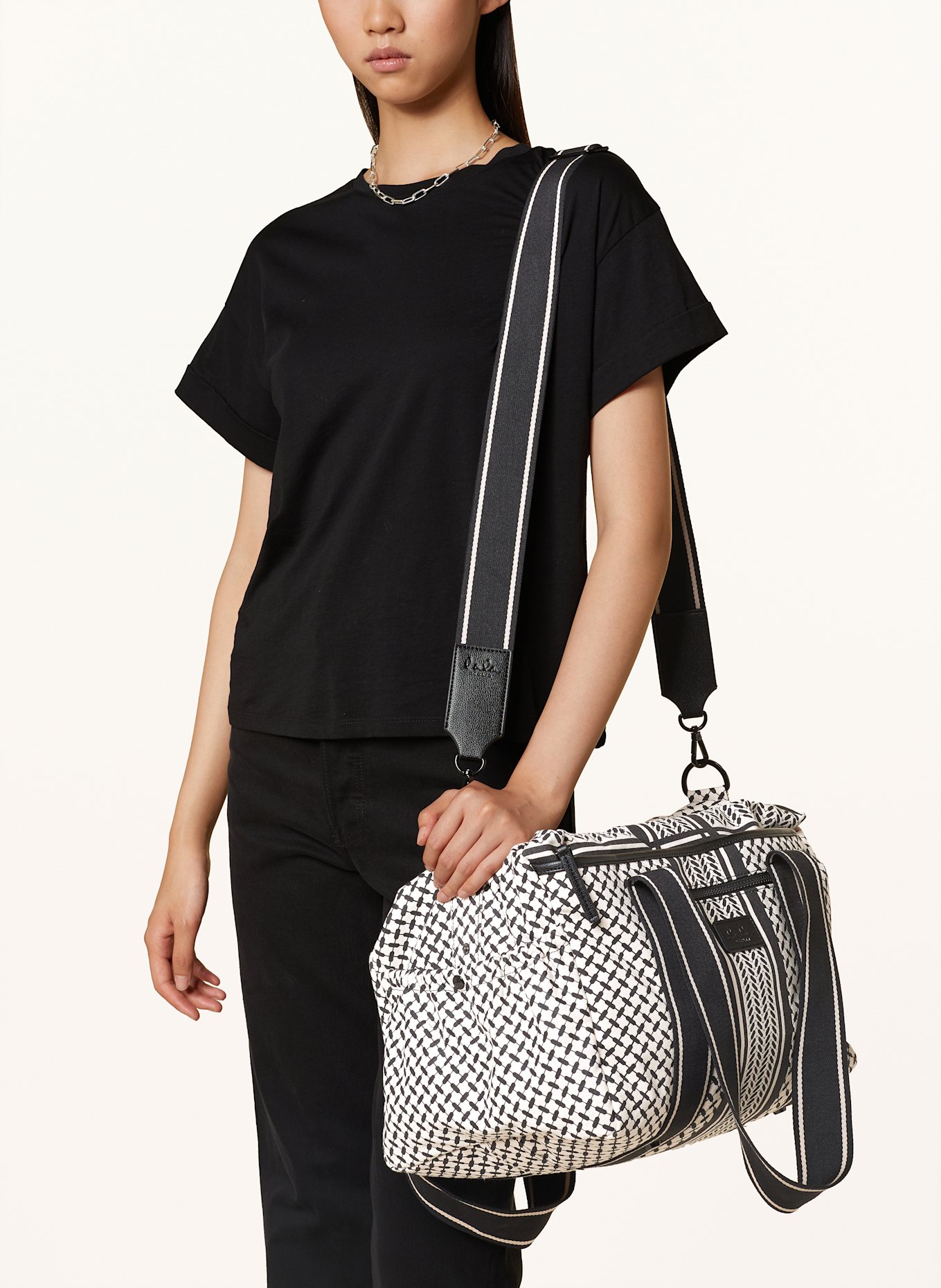 Lala Berlin Shopper MURIEL BIG: SCHWARZ/ WEISS