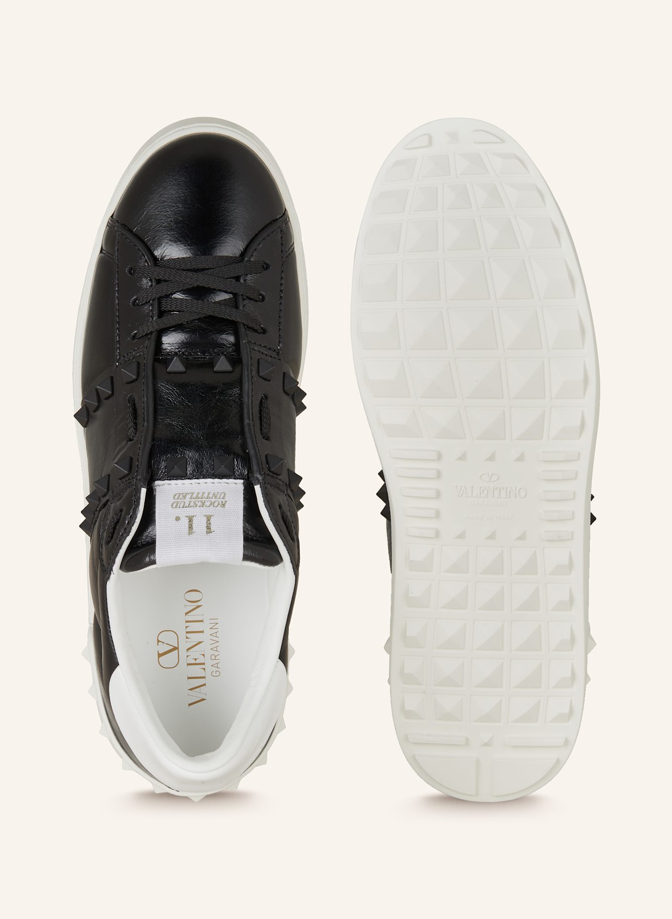 Valentino rockstud sneakers white hot sale