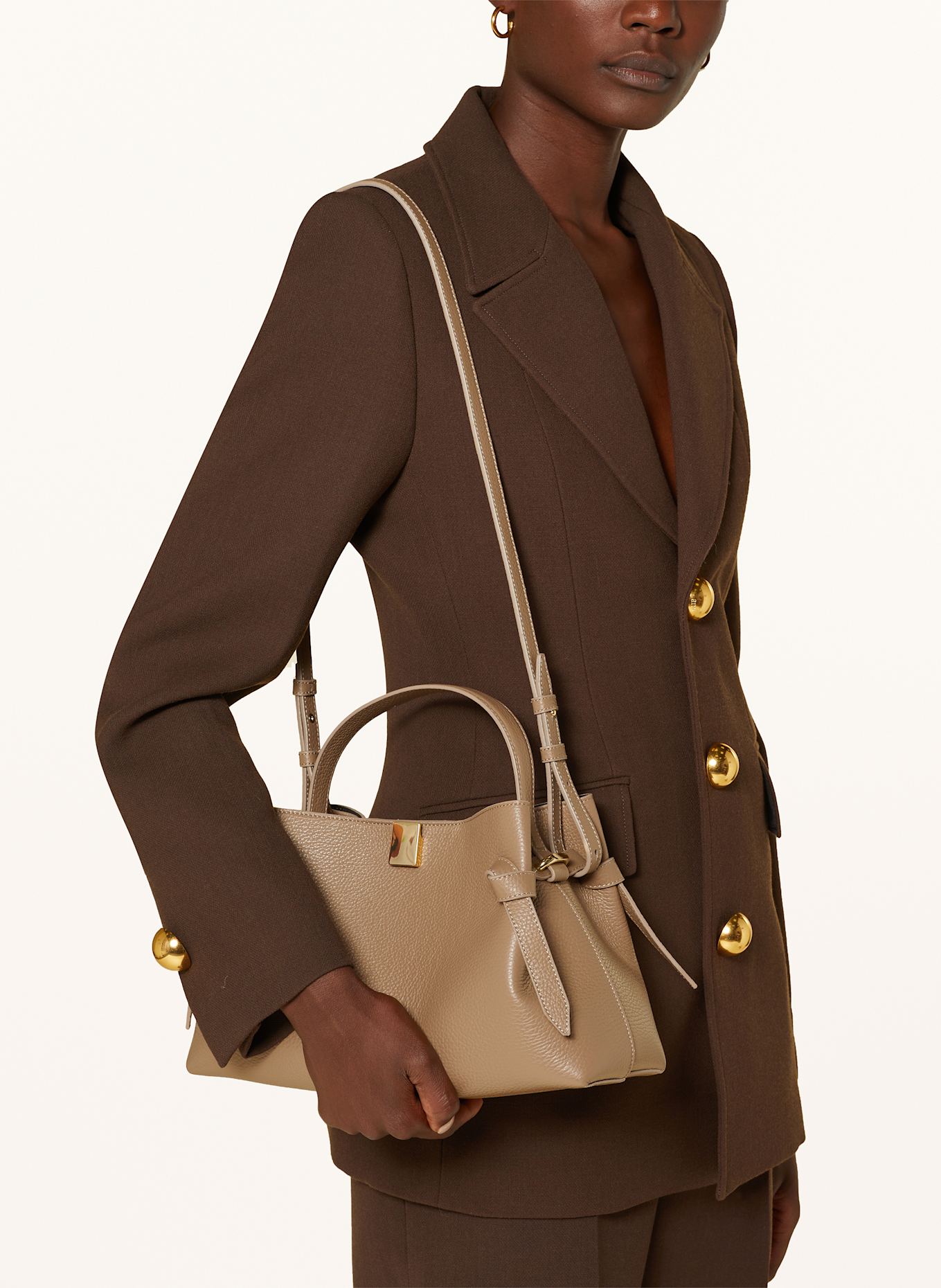 Yuzefi handbags online