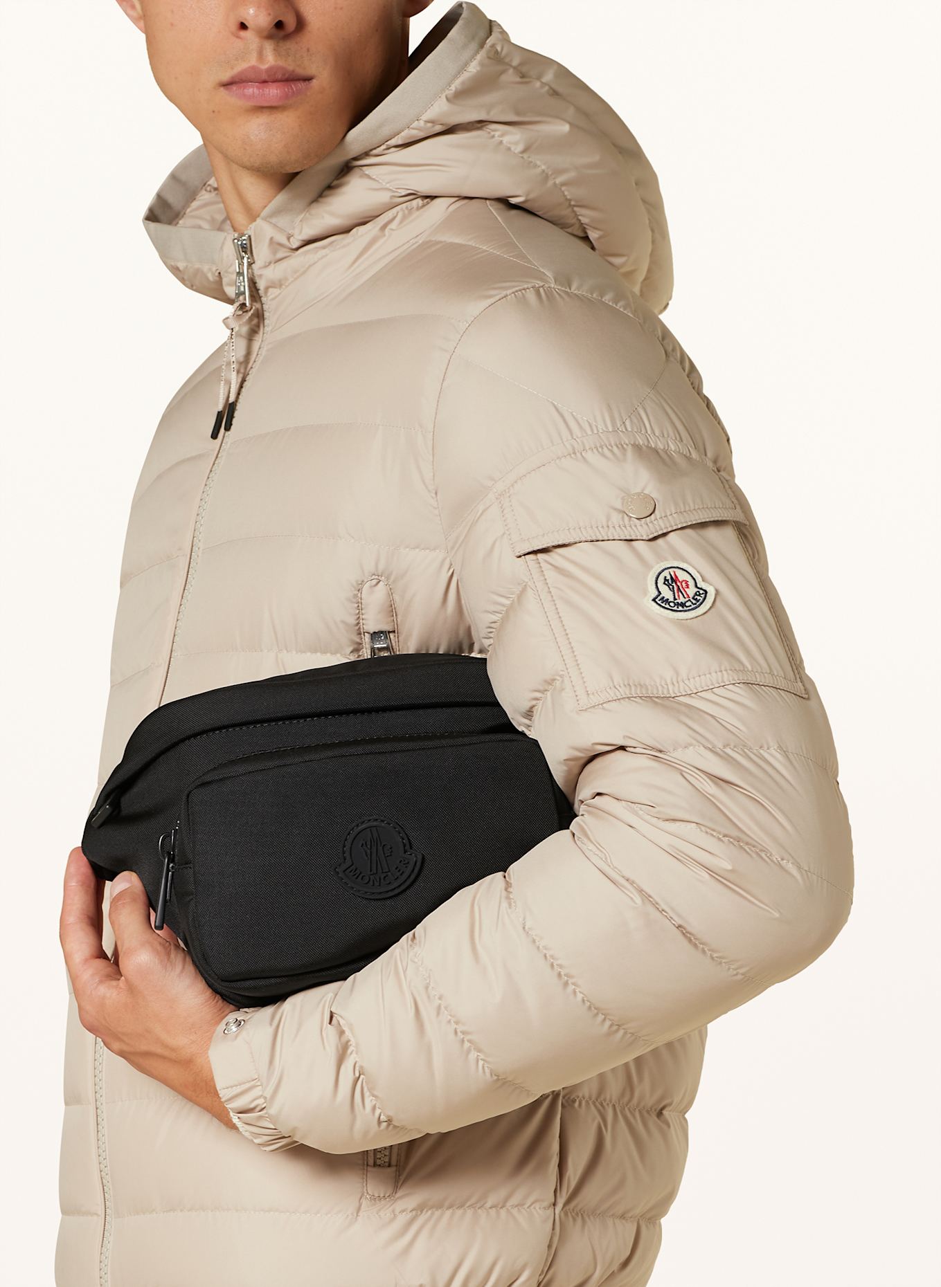 MONCLER Saszetka biodrówka, Kolor: CZARNY (Obrazek 4)