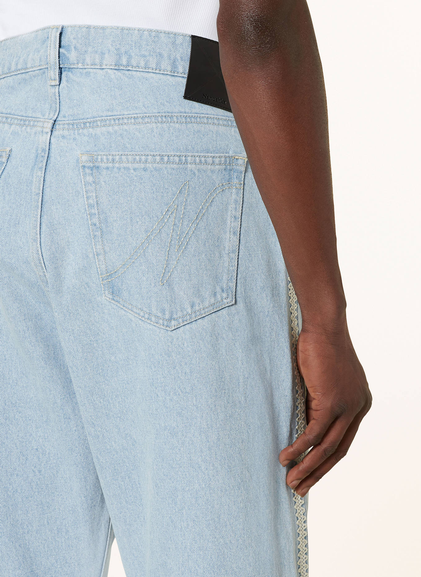 Nanushka Jeans GANNON: ECO BLEACH/CREME