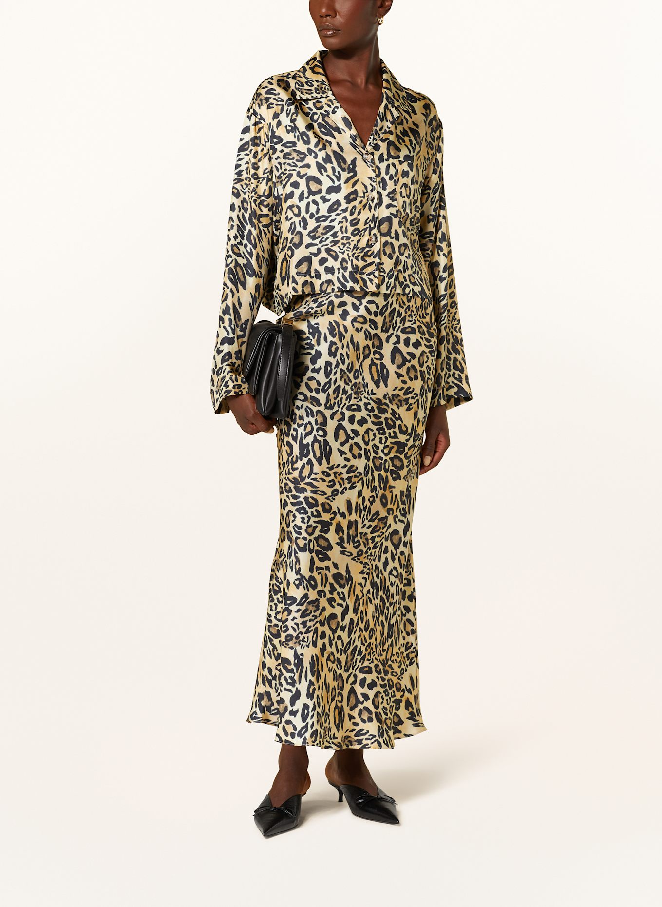 Nanushka Hemdbluse VALLY aus Seide: HELLBRAUN / SCHWARZ