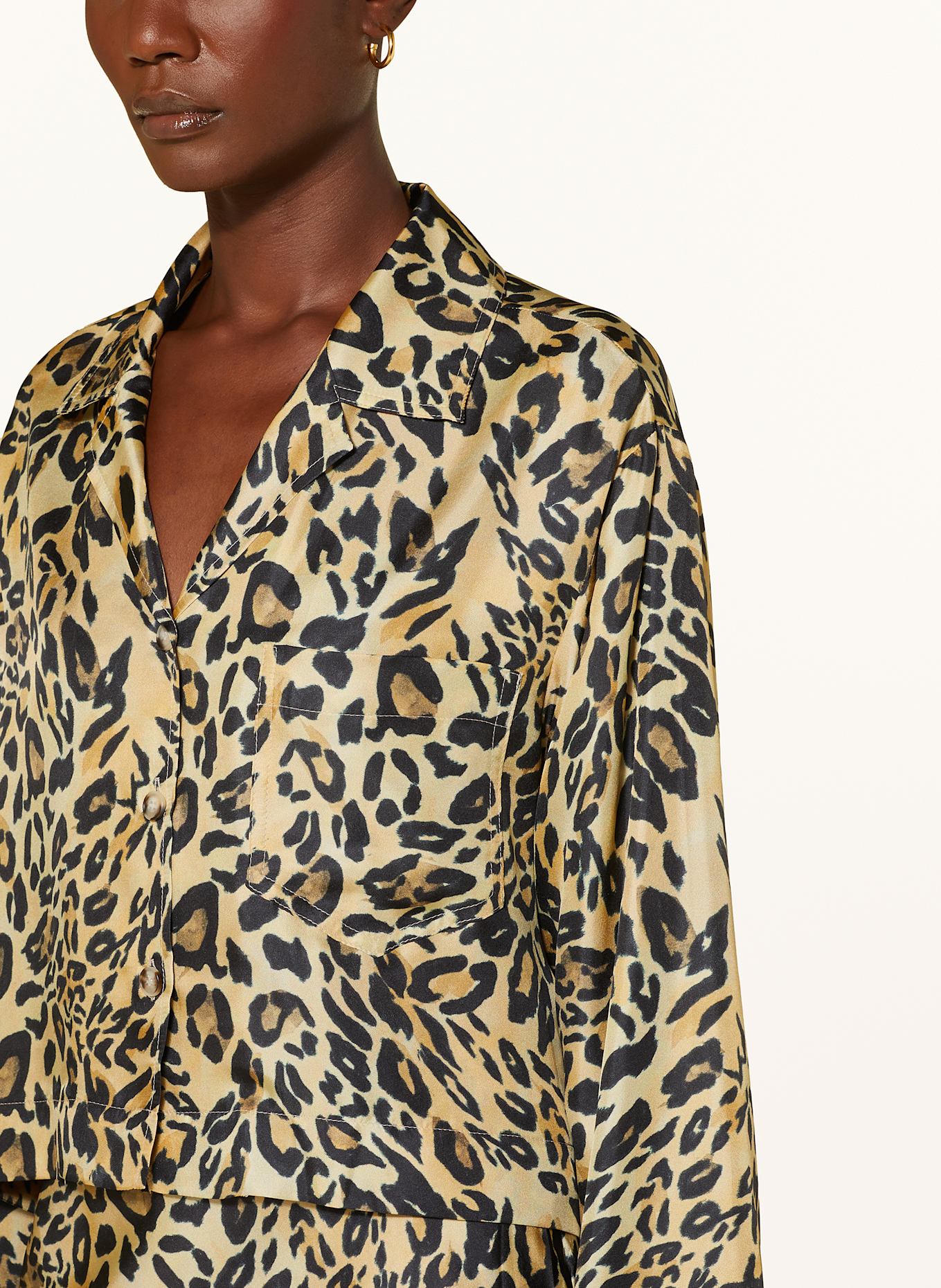 Nanushka Hemdbluse VALLY aus Seide: HELLBRAUN / SCHWARZ