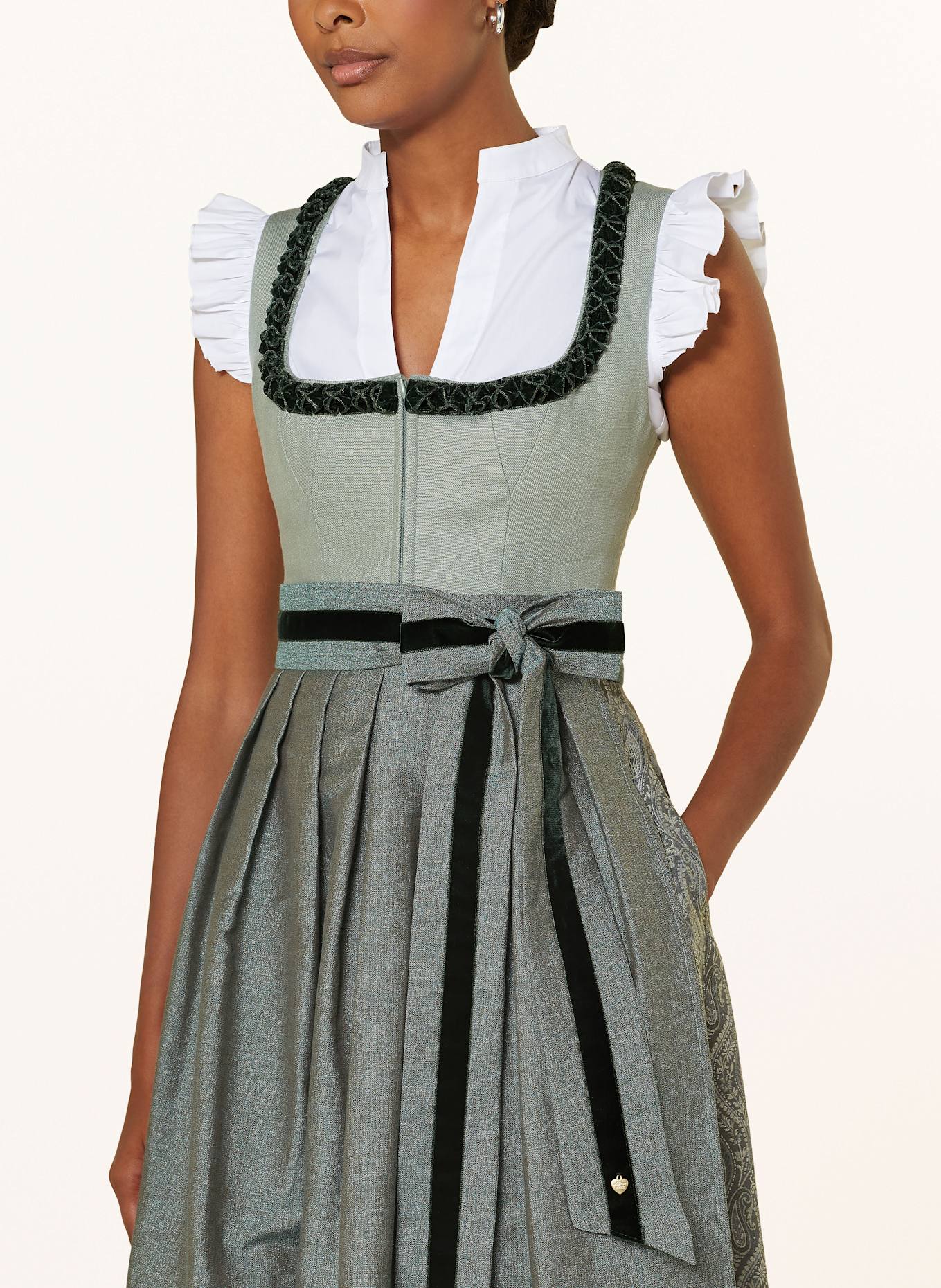 AlpenHERZ Dirndl KATALINA, Color: LIGHT GREEN/ DARK GREEN (Image 4)