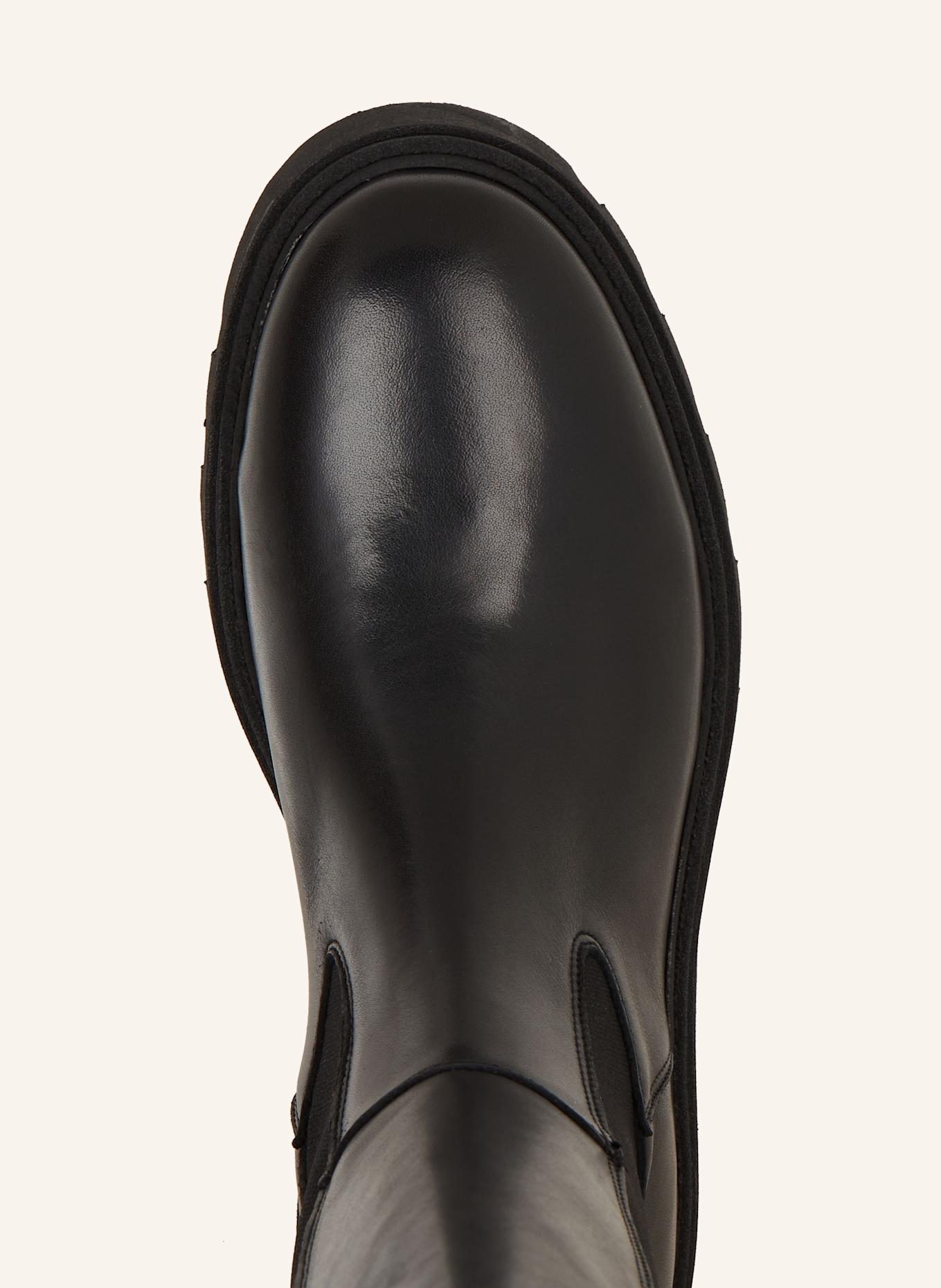 MRS & HUGS Boots: BLACK