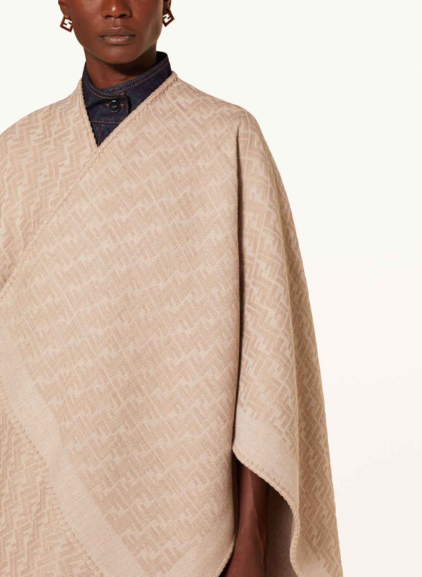 FENDI Cape in beige