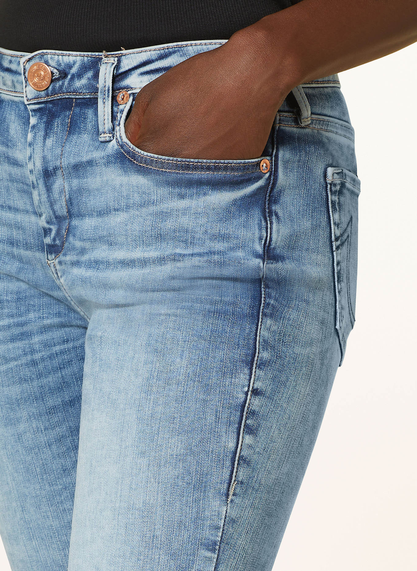 TRUE RELIGION Flared jeans HALLE, Color: 4646 MID BLUE (Image 5)