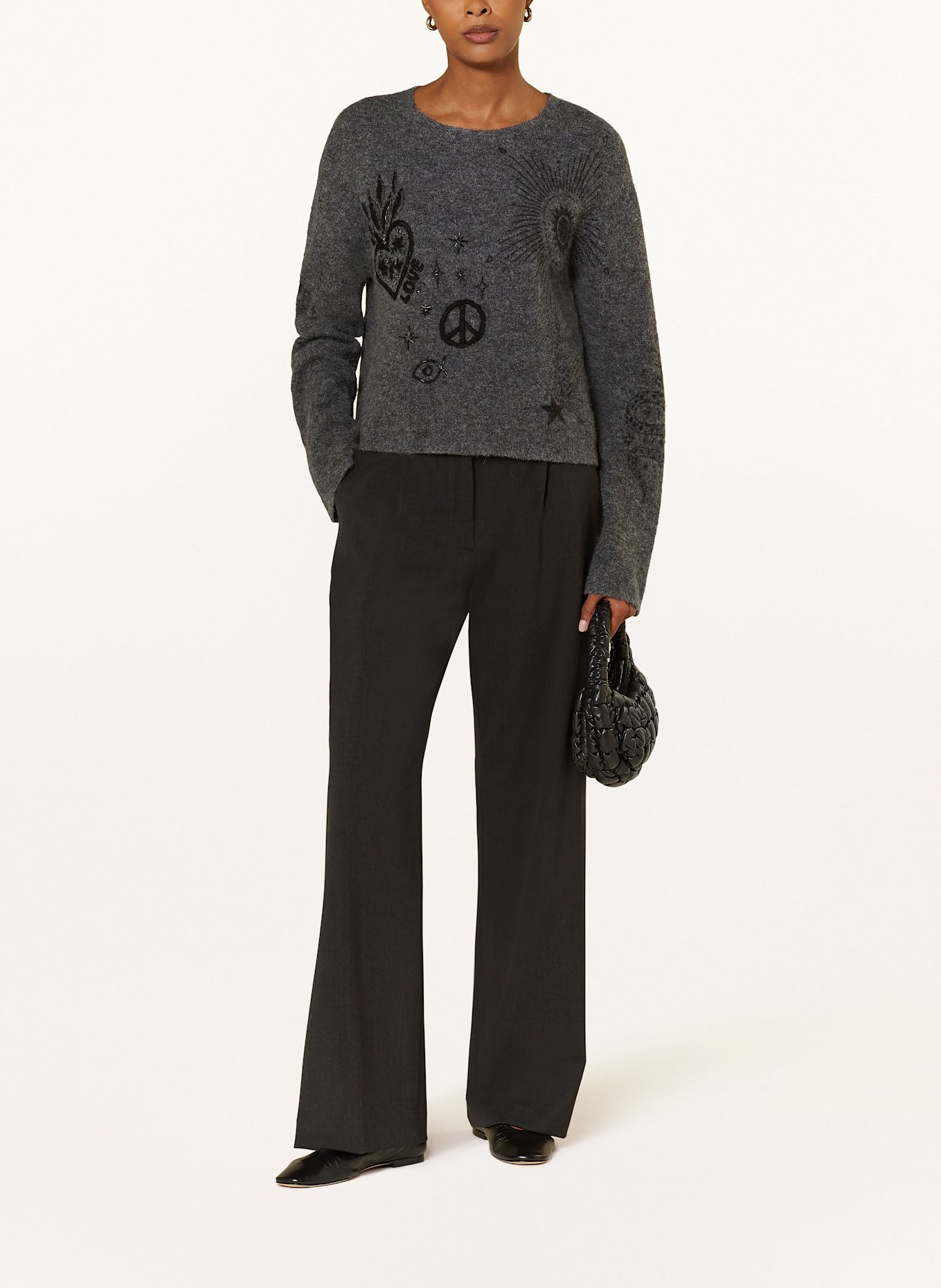 Grace Svetr s ozdobnými kamínky: ŠEDÁ