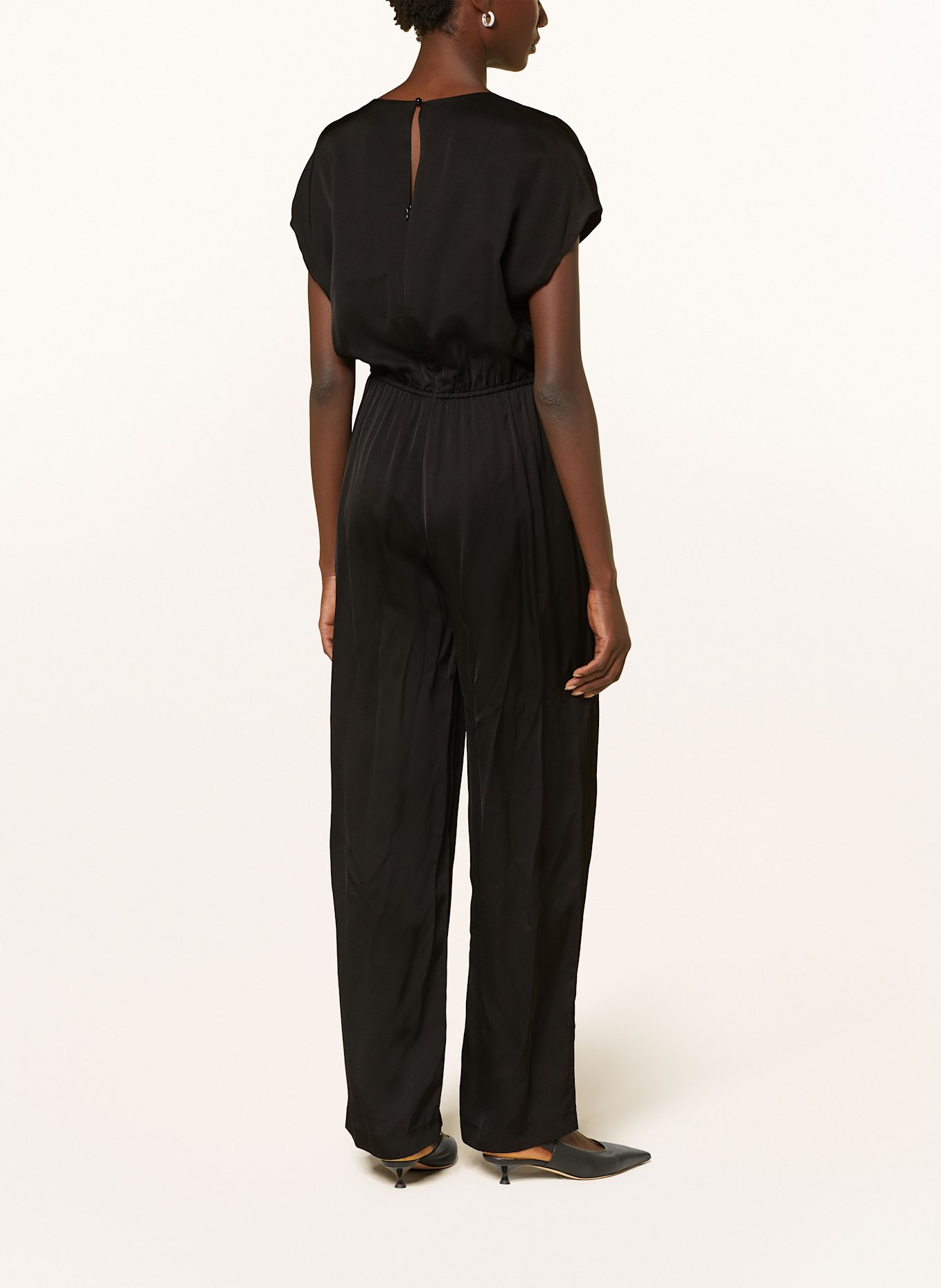 MRS & HUGS Satin-Jumpsuit: SCHWARZ