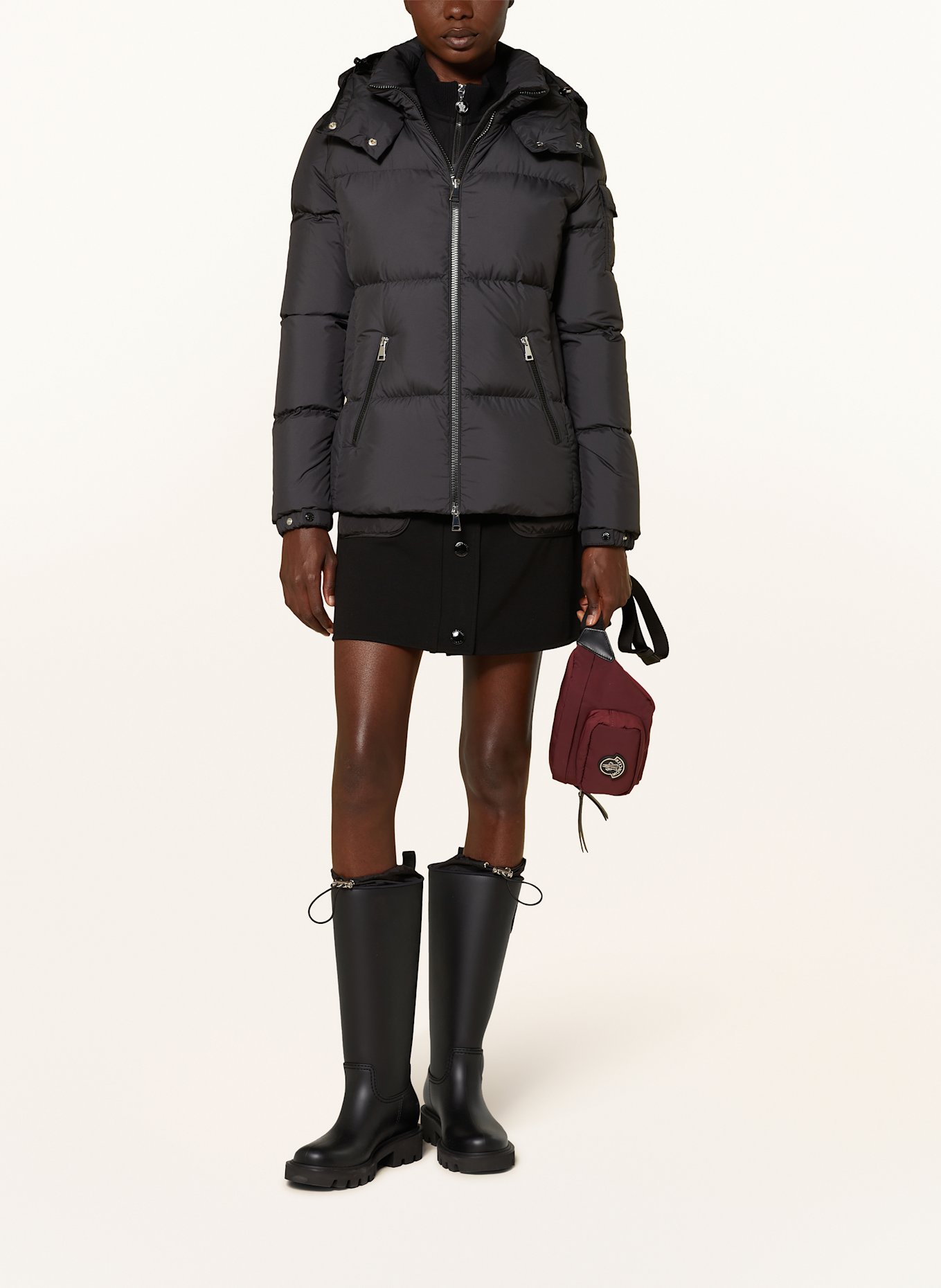 MONCLER Daunenjacke FOURMINES mit abnehmbarer Kapuze: SCHWARZ