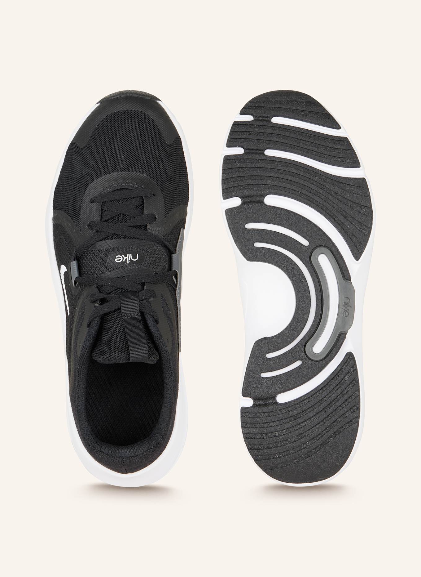Nike all season shoes clearance