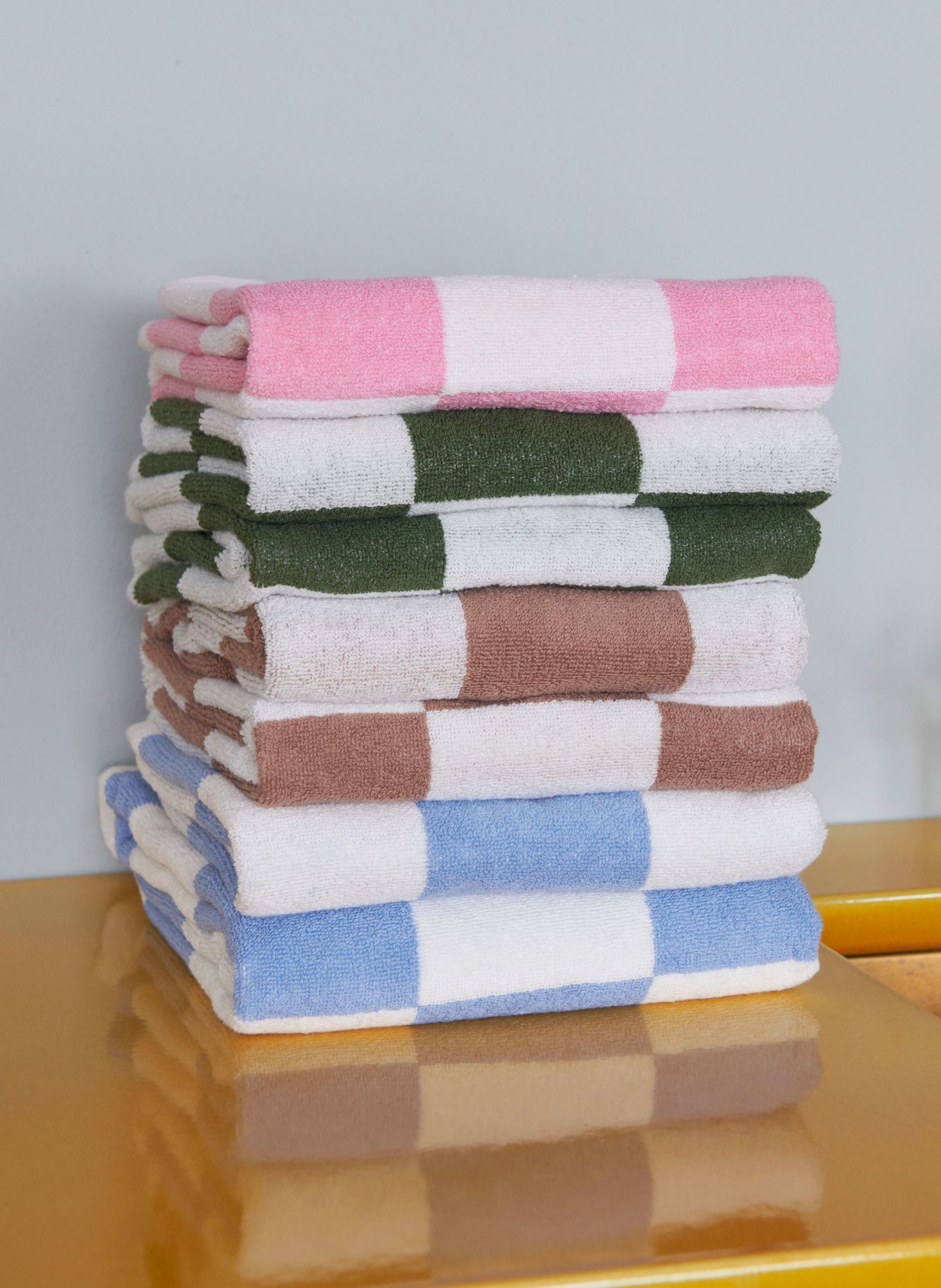 HAY Handtuch CHECK: HELLBLAU / WEISS