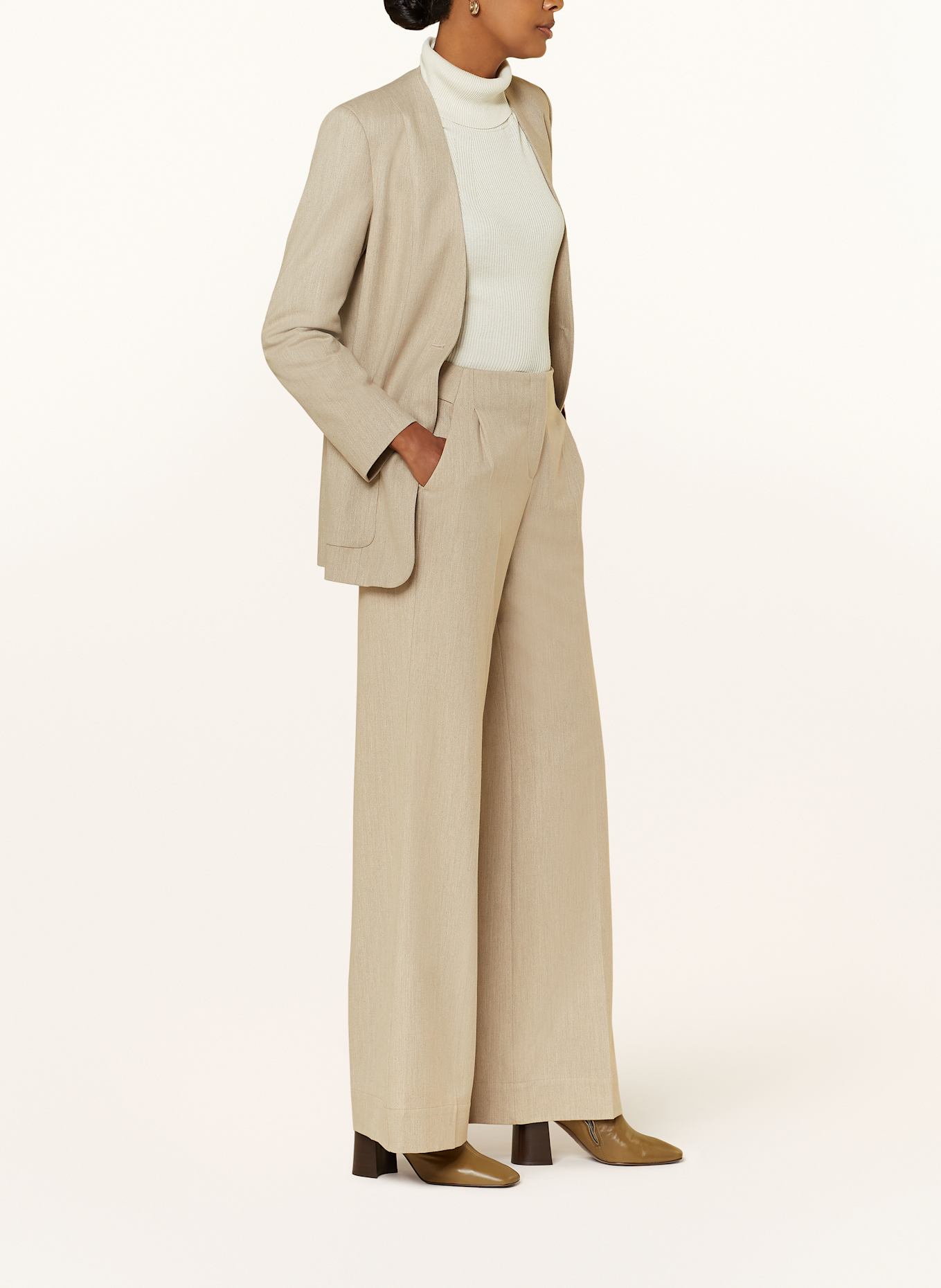 MORE Flannel trousers: BEIGE
