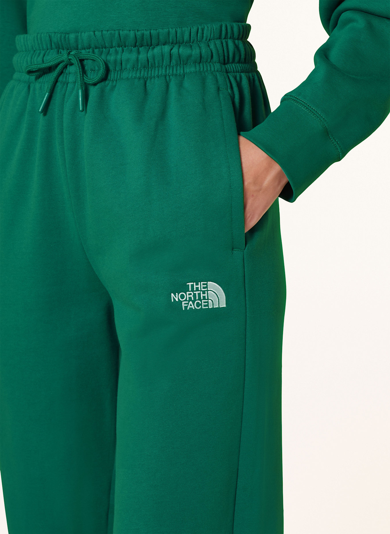 Green north face joggers shop