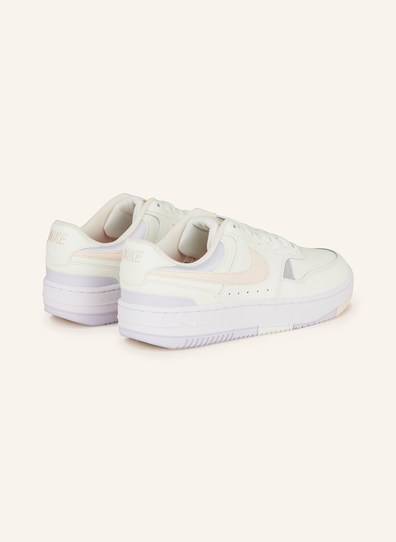 Baby pink nike trainers outlet