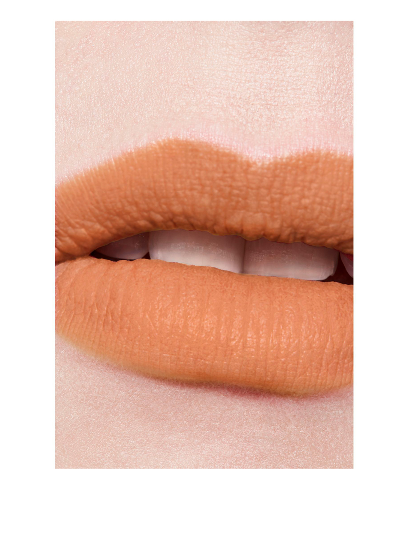 CHANEL ROUGE ALLURE LIQUID VELVET: 208 HYPNOTISANTE