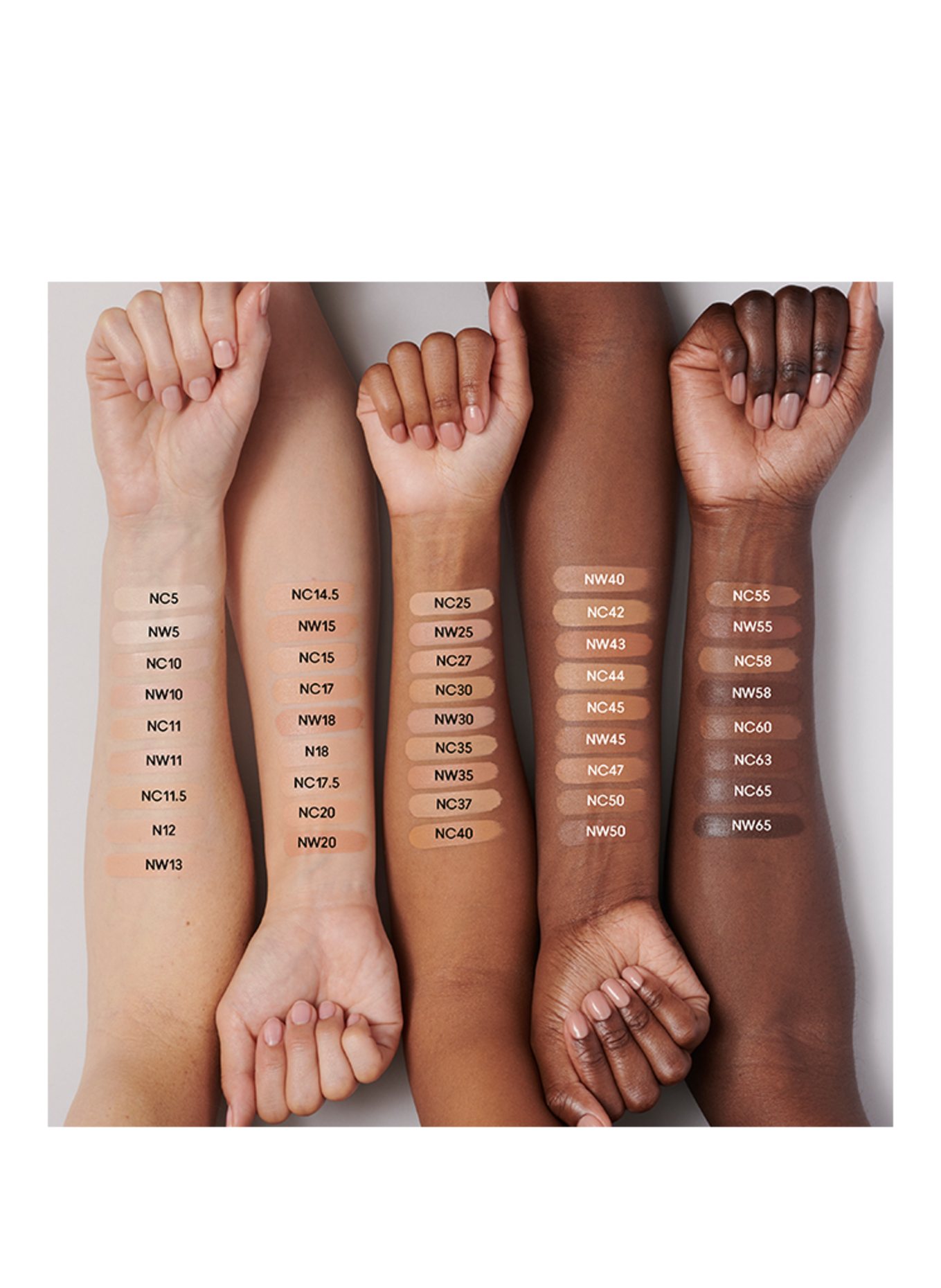 M.A.C STUDIO RADIANCE: NC65