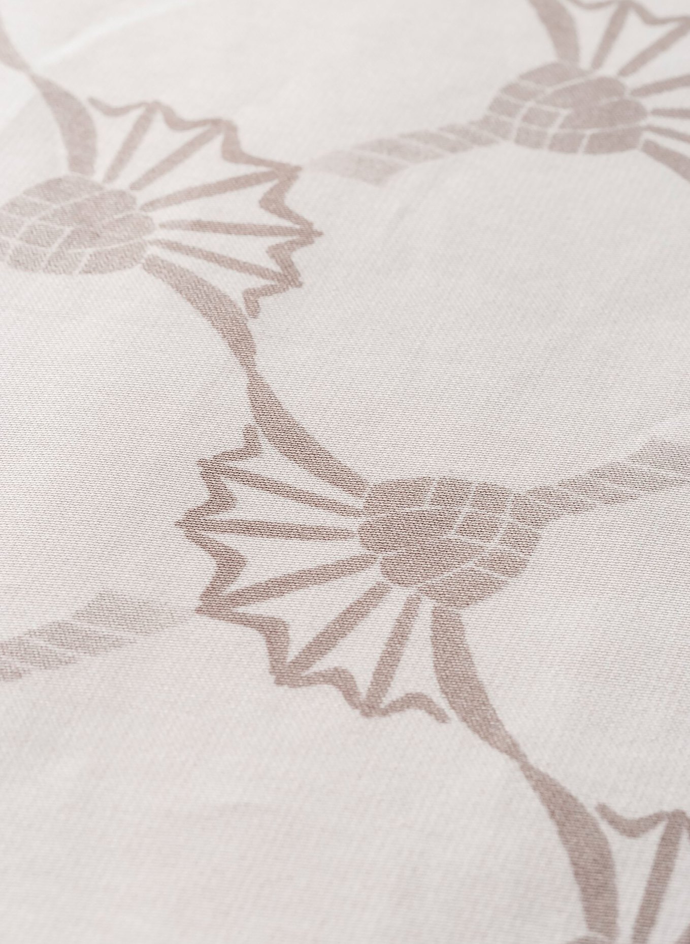 JOOP! Bettwäsche CORNFLOWER DOUBLE zum Wenden: ECRU