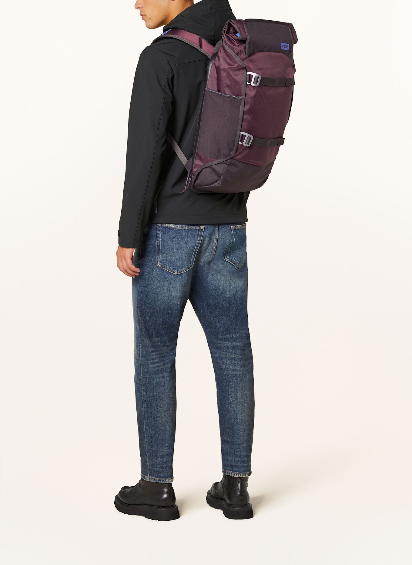 AEVOR Plecak TRIP PACK 26 l z kieszenią na laptop: CIEMNOCZERWONY / CIEMNOBRĄZOWY