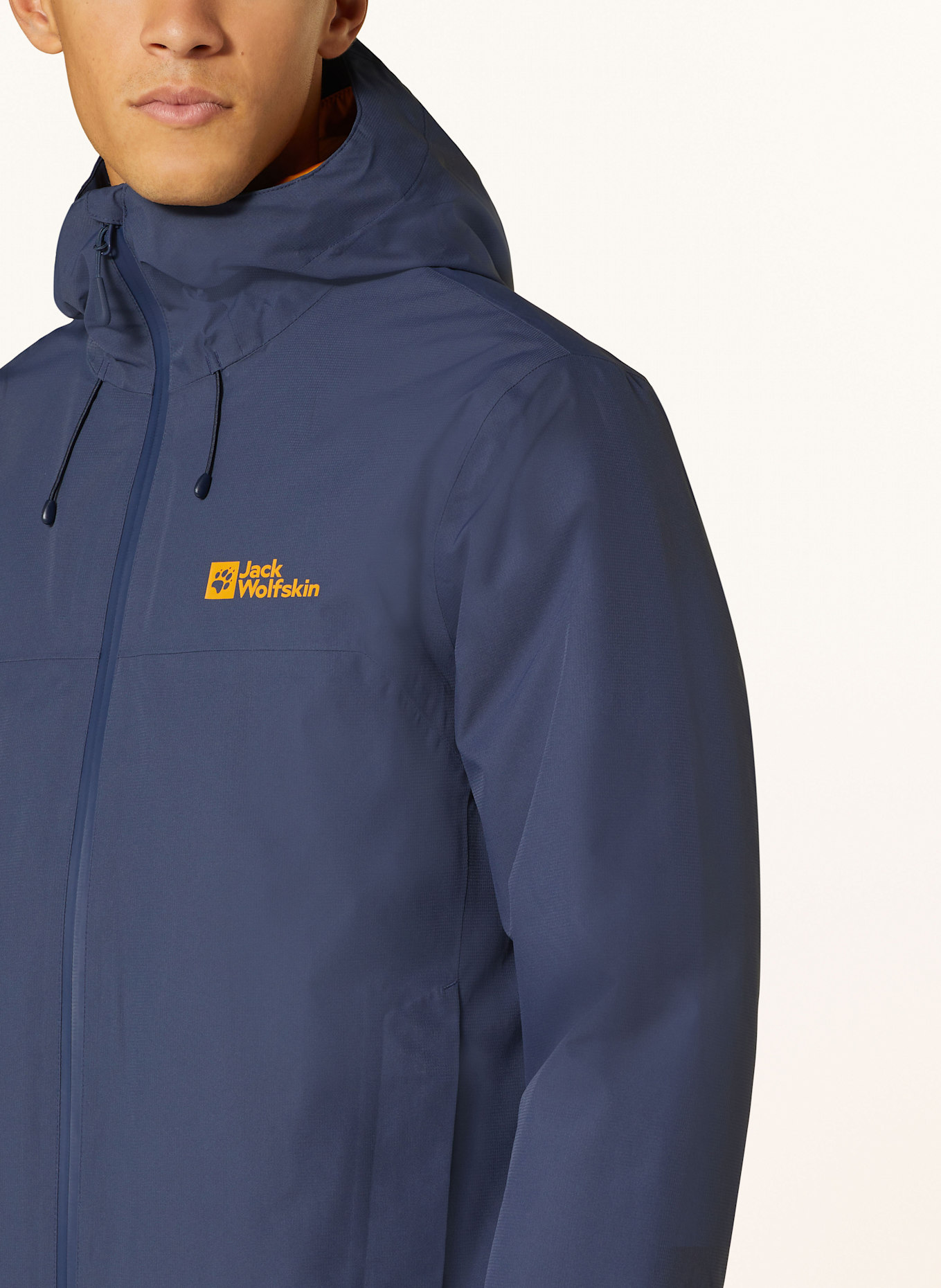 Jack wolfskin outdoor jacket store