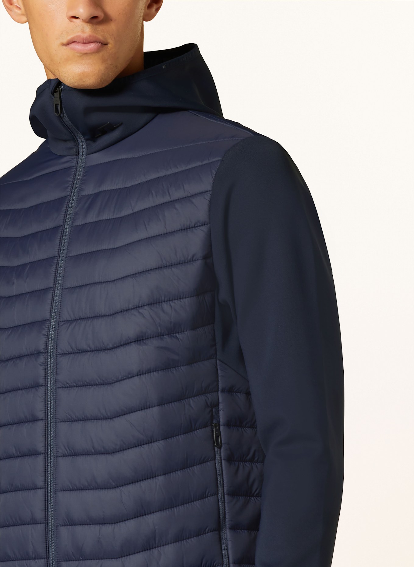 J lindeberg hybrid jacket 2025