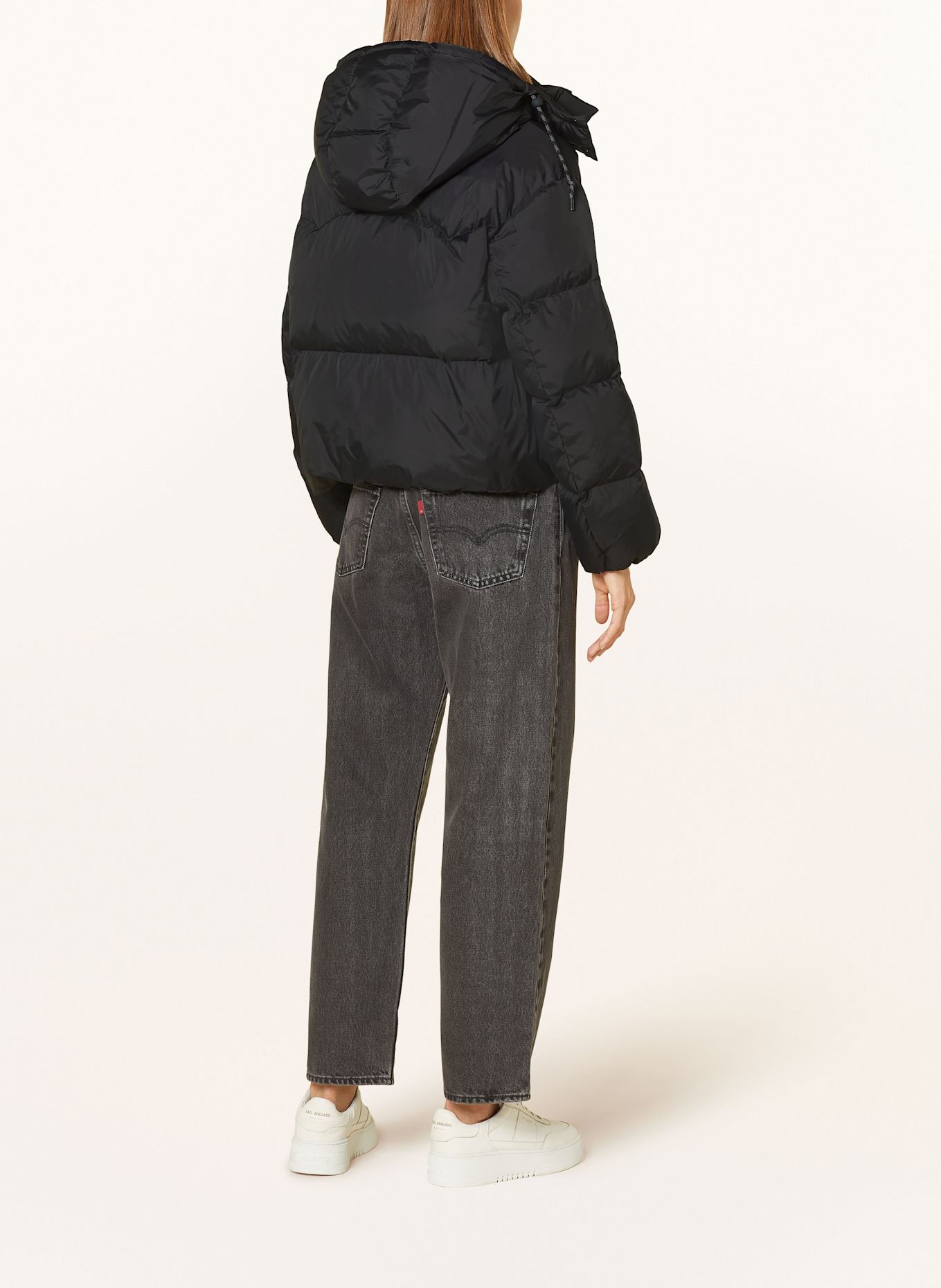 Levi's® WESTERN BUBBLE SHORTY down jacket with detachable hood: BLACK