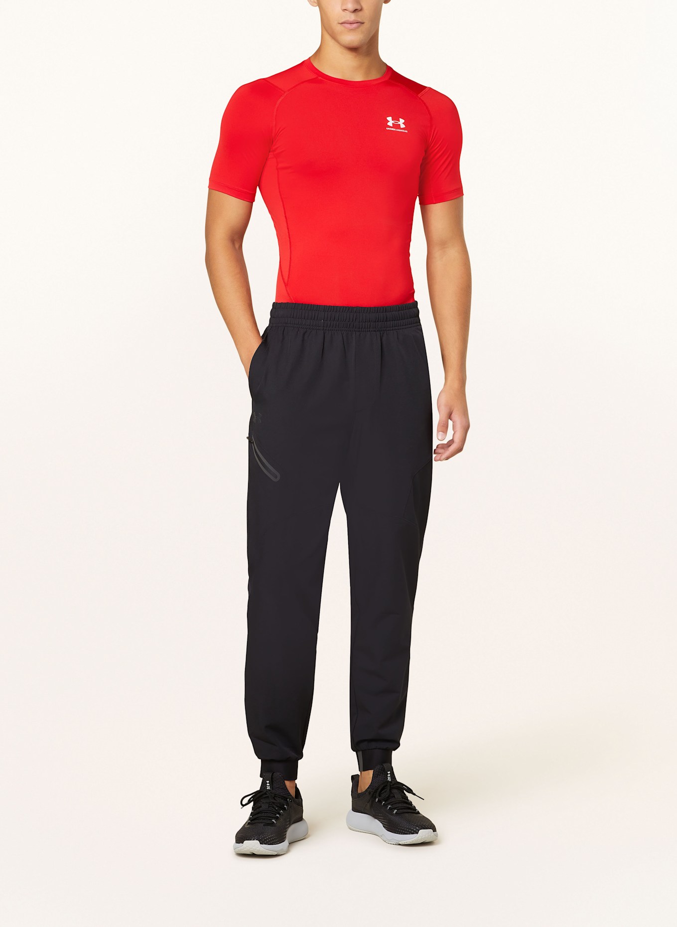 UNDER ARMOUR Tričko ARMOUR HEATGEAR®: ČERVENÁ